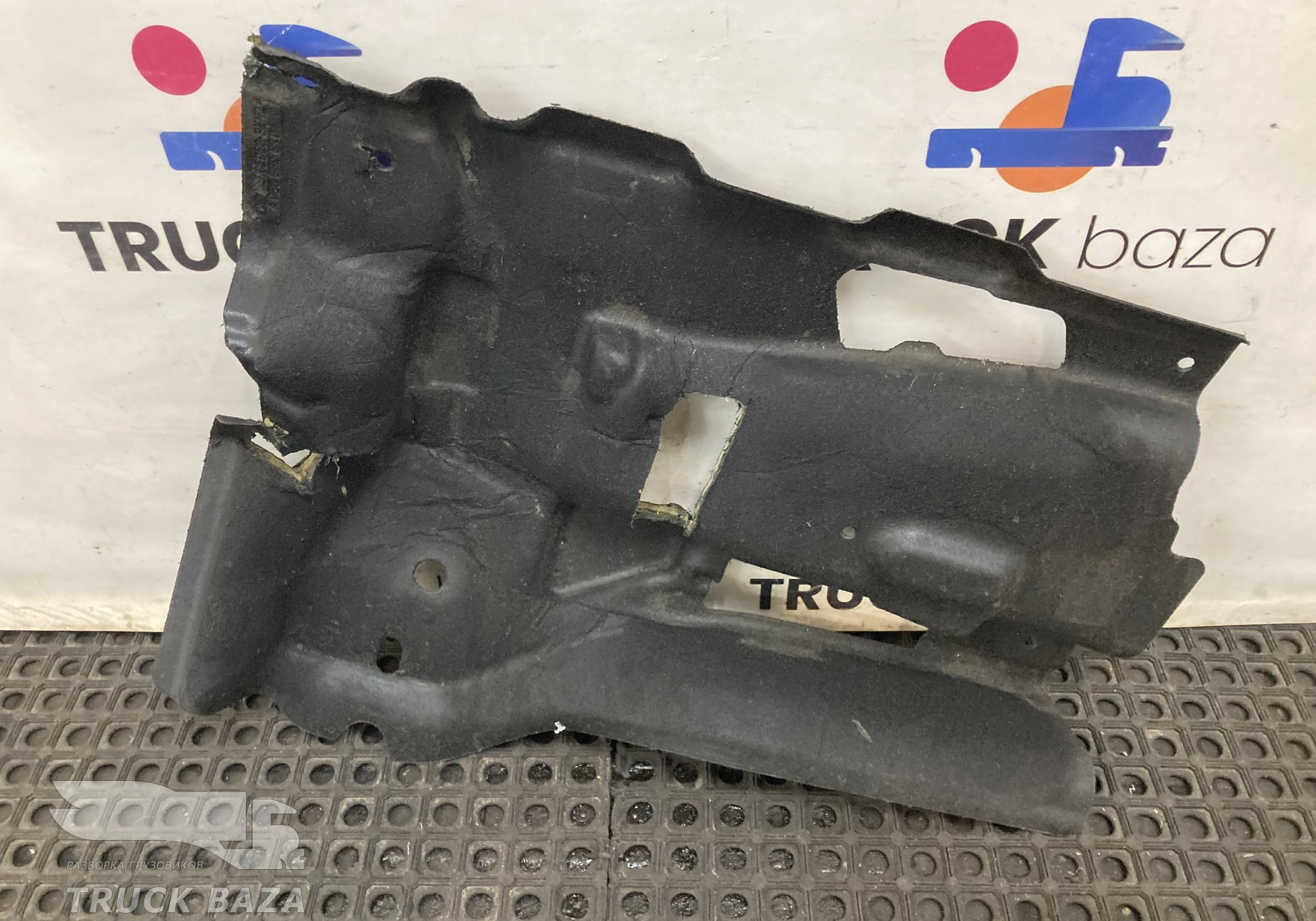 A9606828304 Шумоизоляция кабины для КАМАЗ 54901