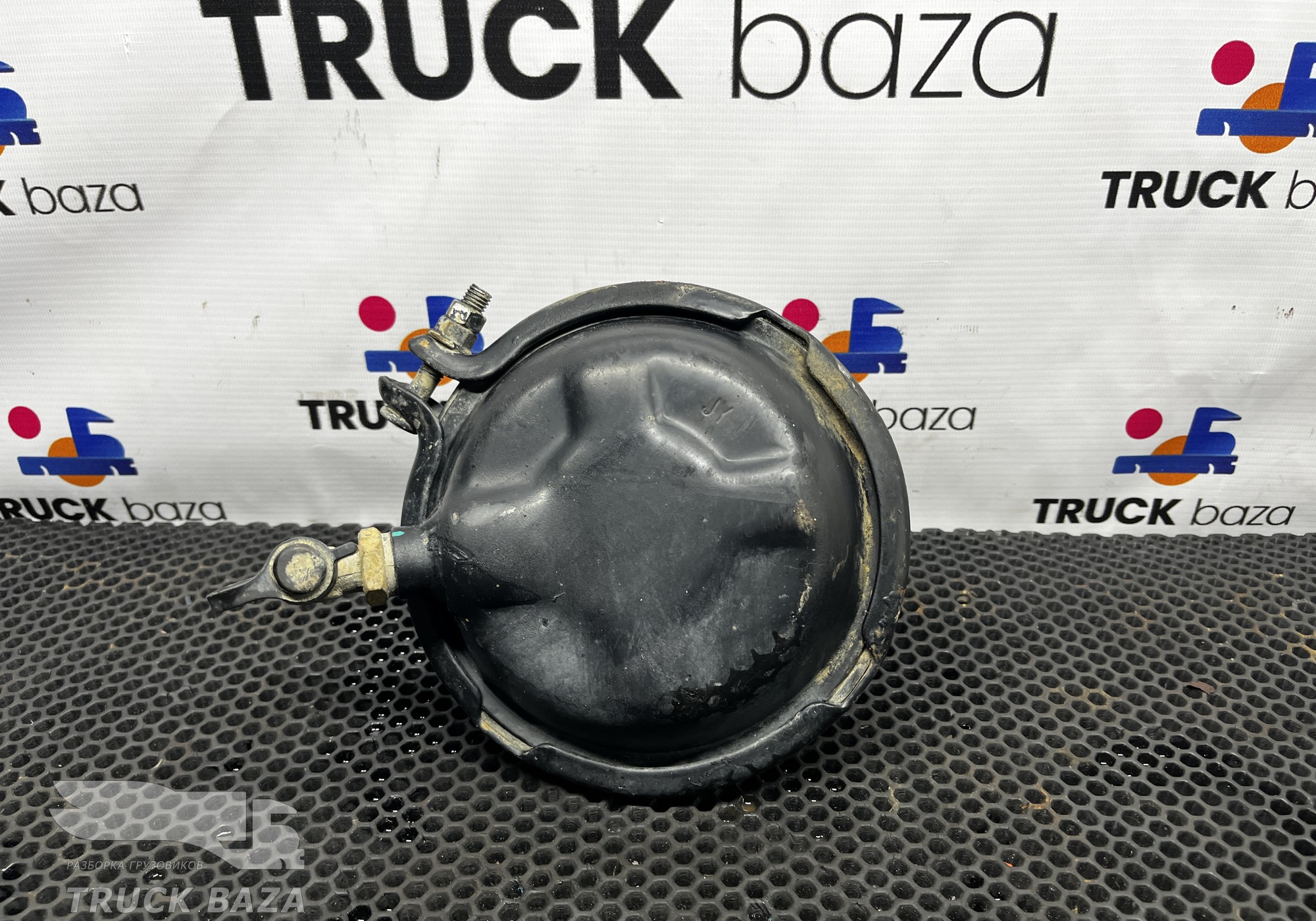 HD95009360001 Камера тормозная передняя