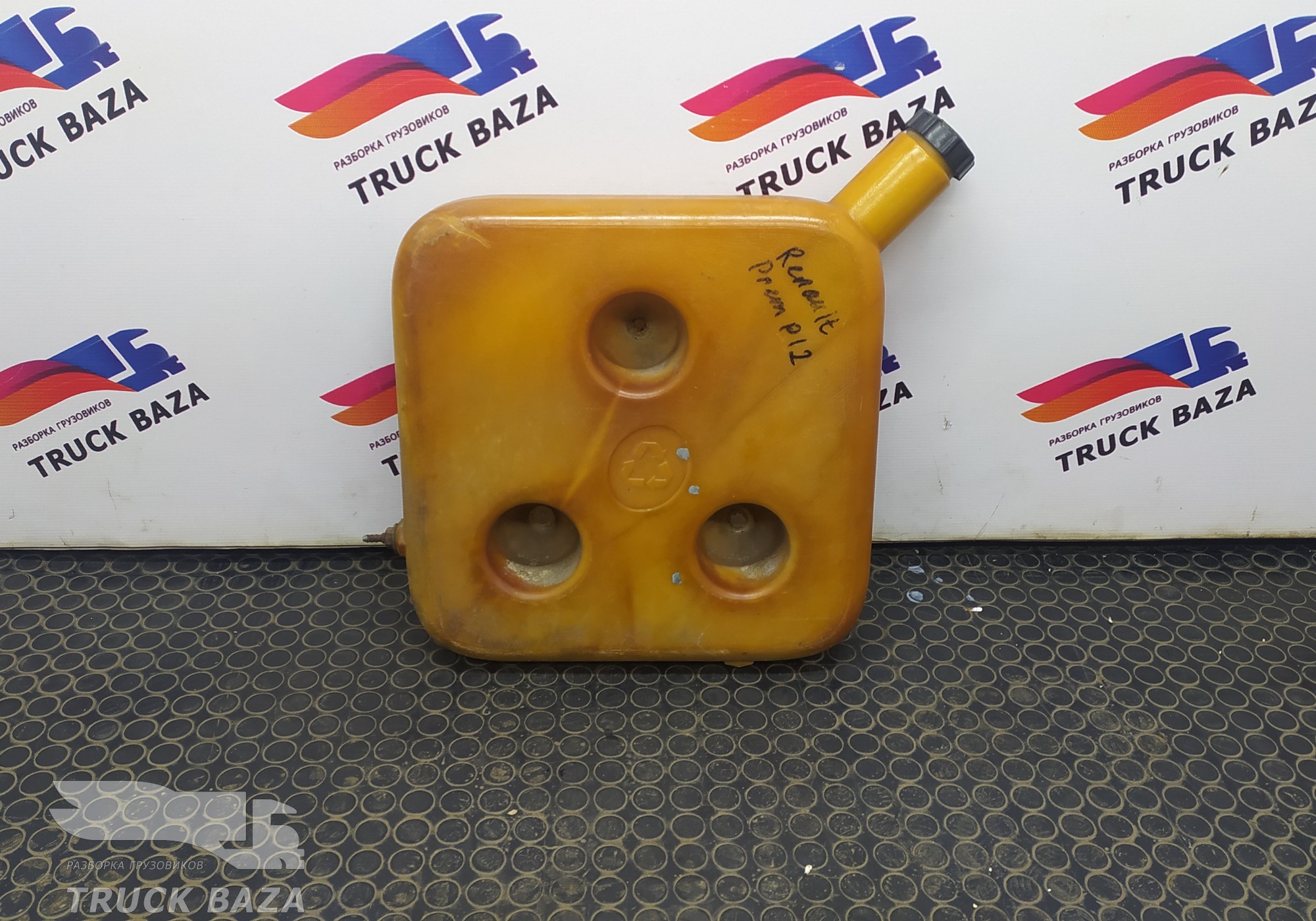 3718307361 Бачок автономного отопителя для Volvo FH 3 (с 2008 по 2012)