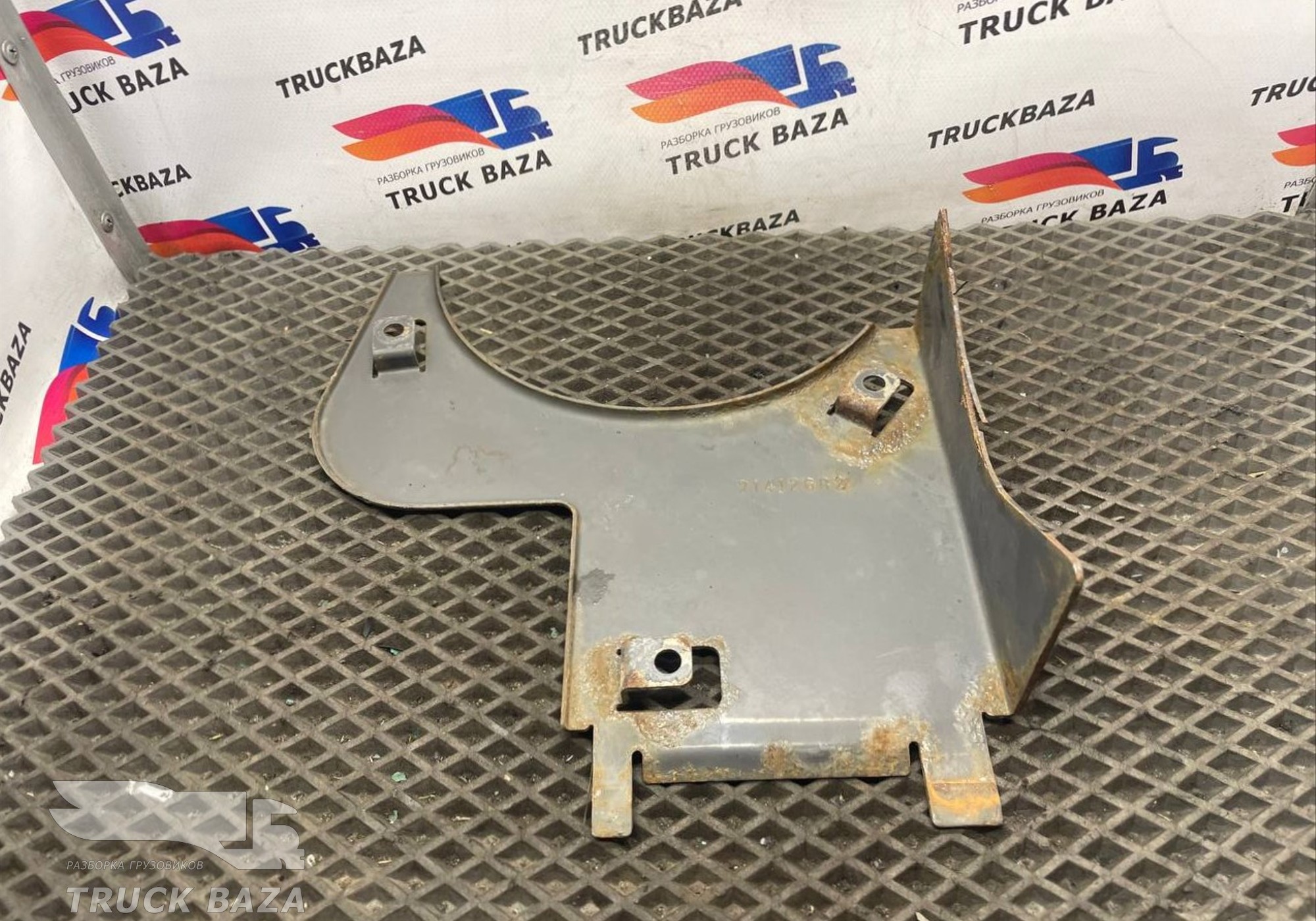 21412682 Экран тепловой для Renault T