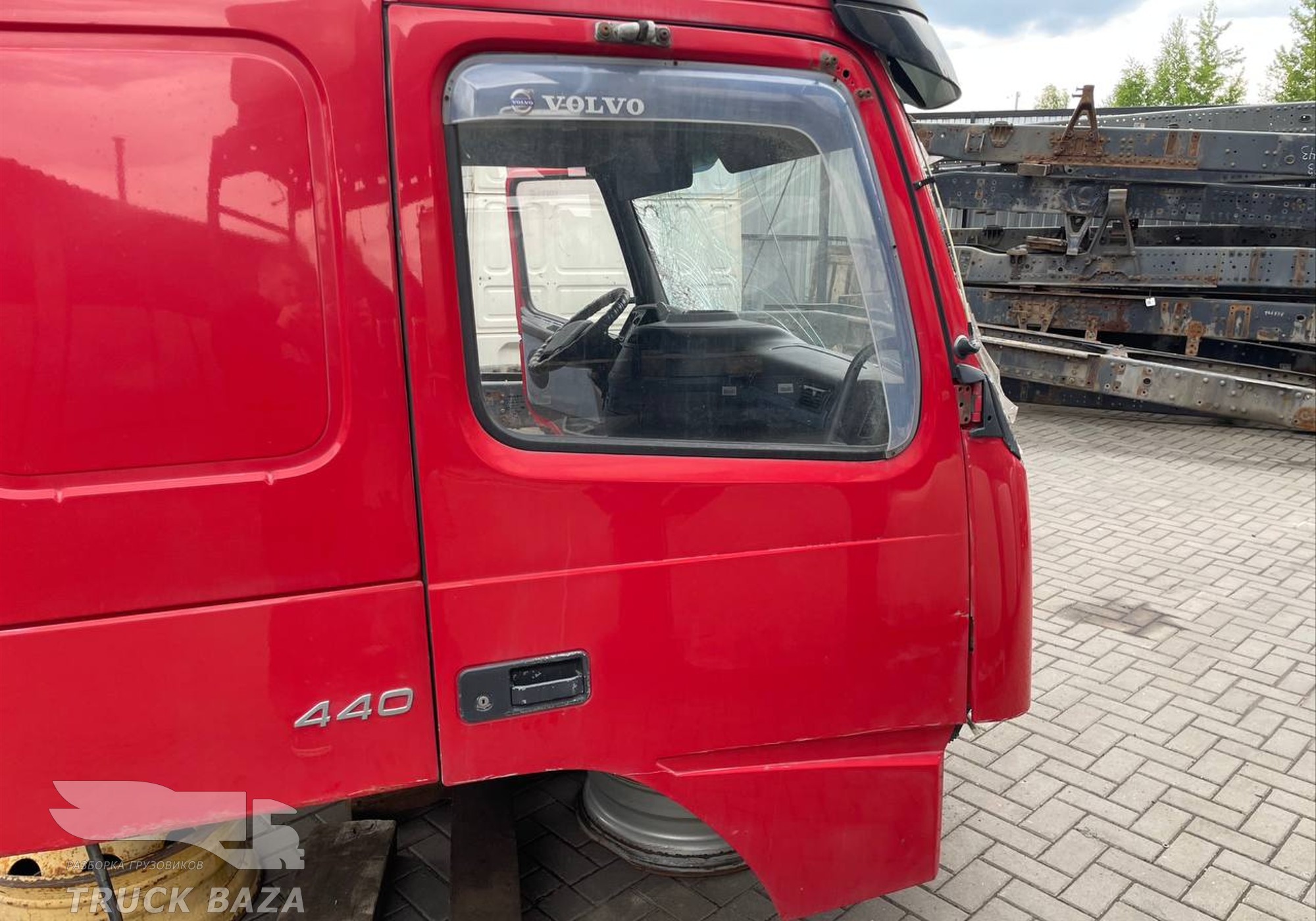 20360850 Дверь правая в сборе для Volvo FM II (с 2002)