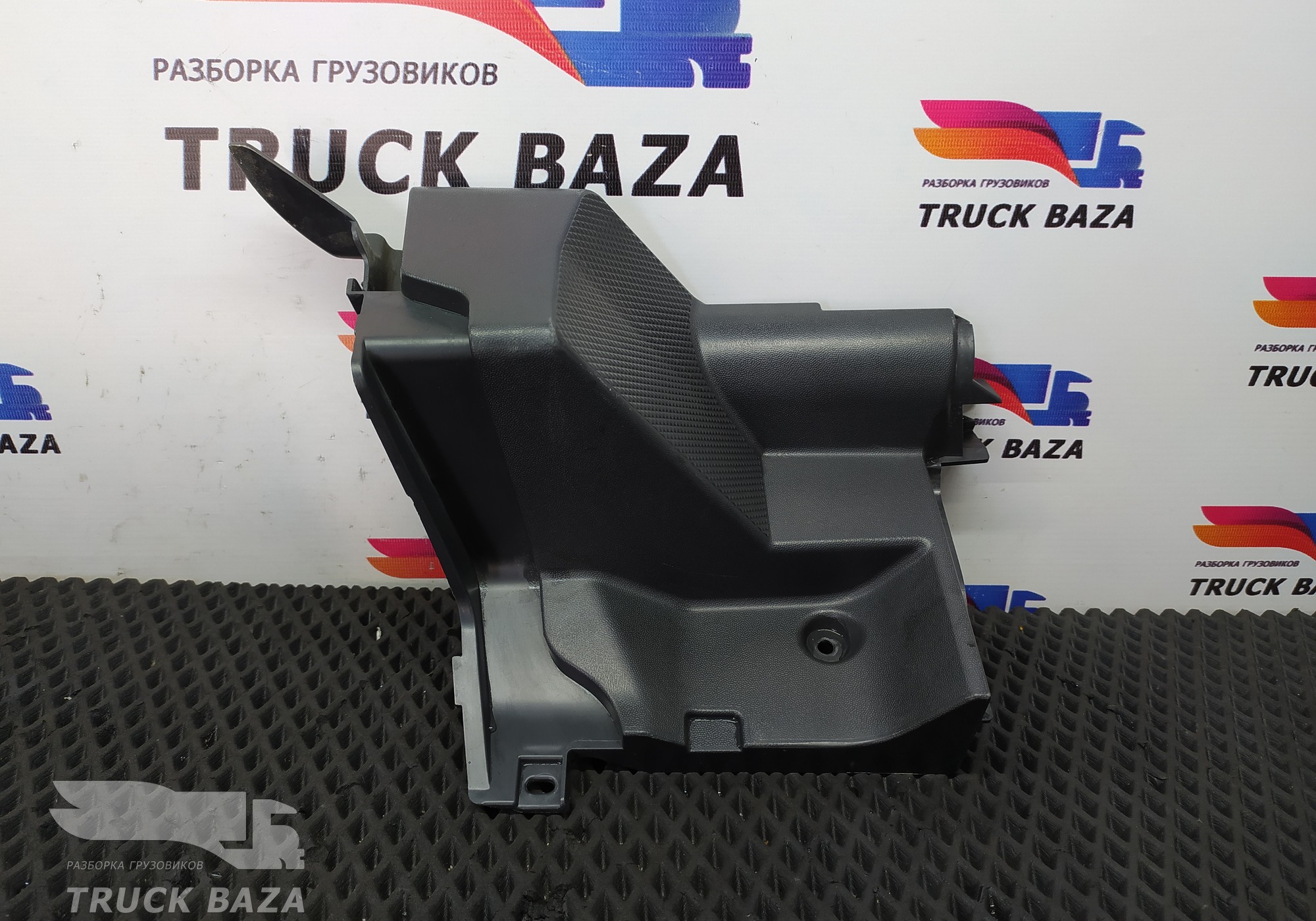 A9406880181 Накладка кабины левая для Mercedes-Benz