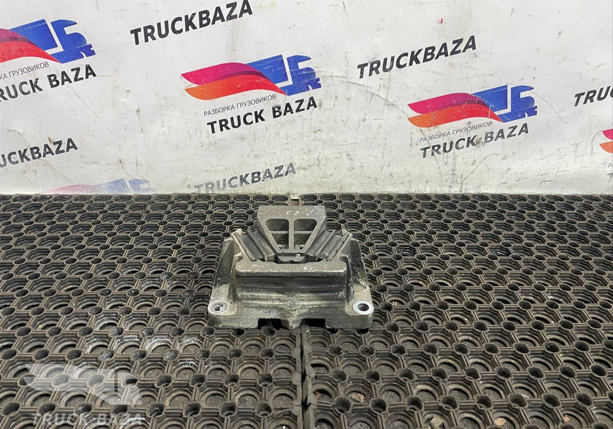 9412417113 Подушка двигателя передняя для Mercedes-Benz Actros MP3 (с 2008)