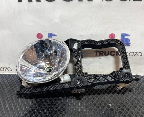 20064802 Кронштейн правой фары для КАМАЗ 5490 (с 2013)