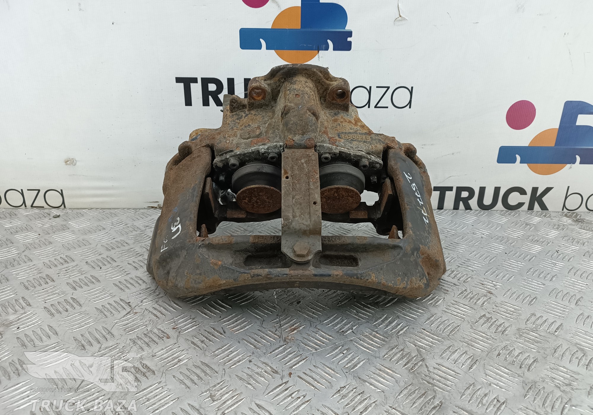 GC462B118BD Суппорт задний правый/ передний левый для Ford F-MAX (с 2018)