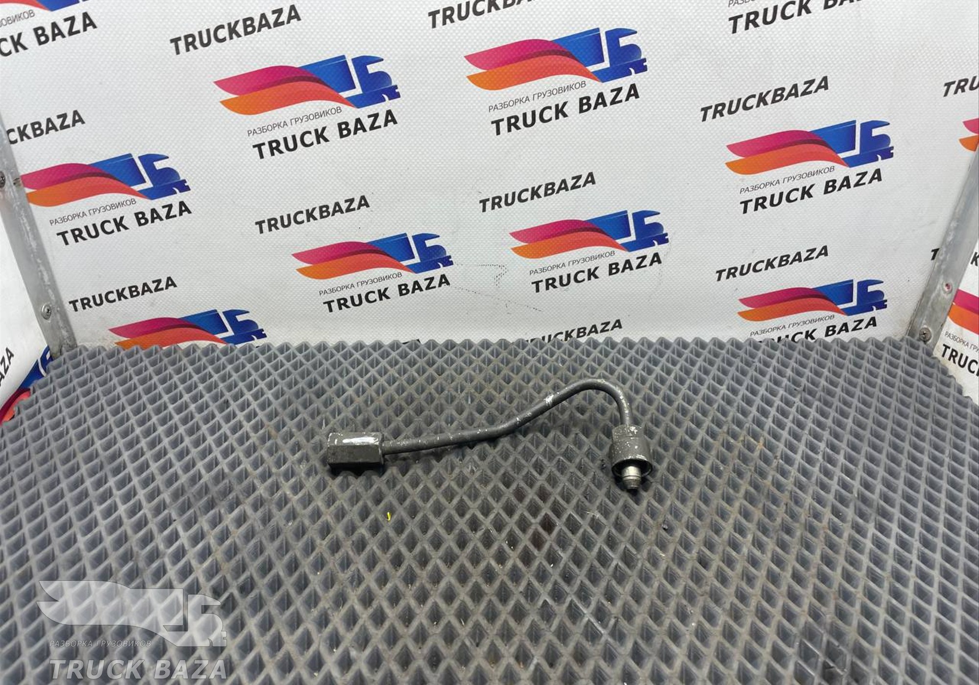 1930520 Трубка топливная для Daf XF106 (с 2012)