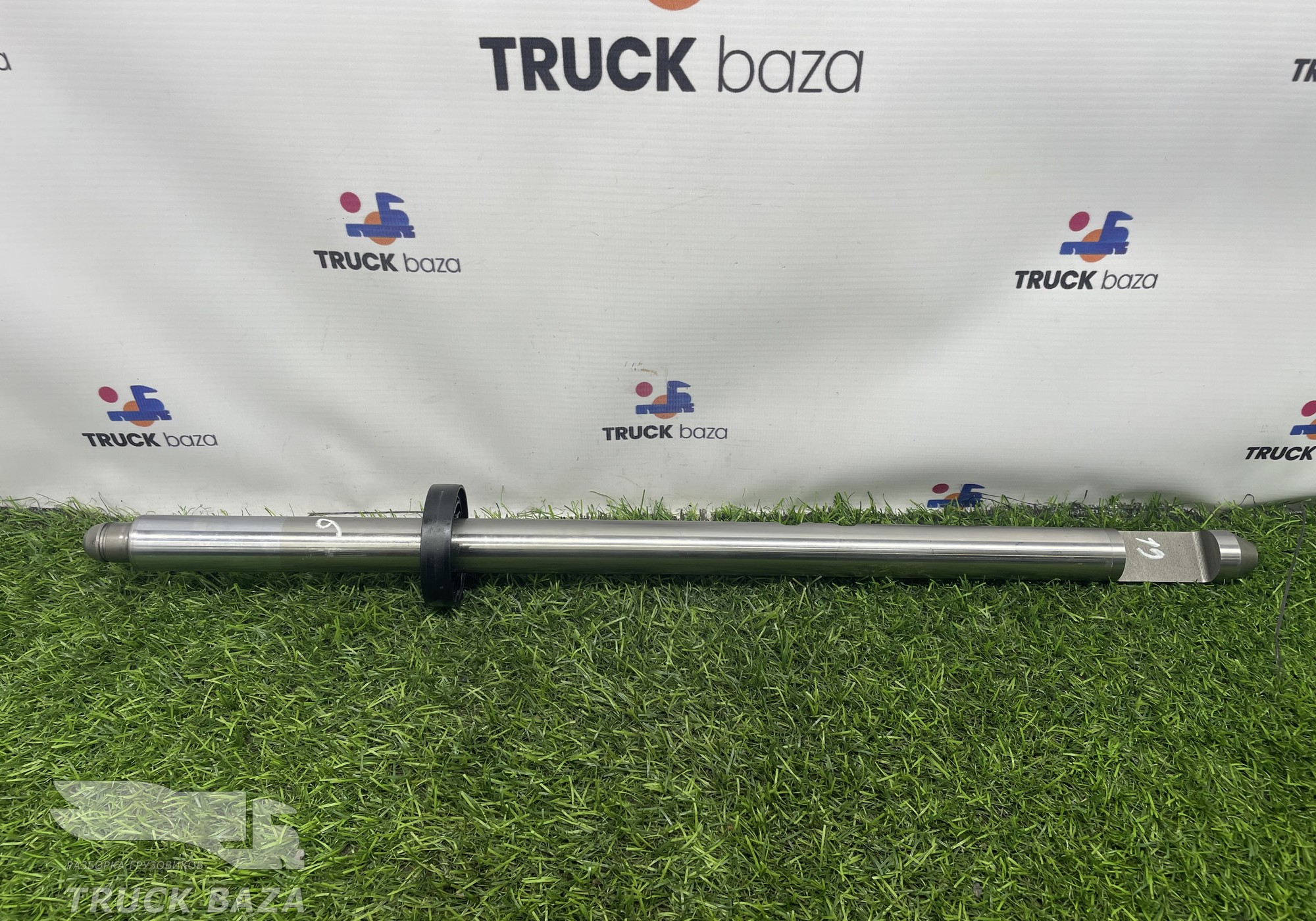 1358334032 Вал вилки АКПП ZF 12TX2620TD для КАМАЗ 54901