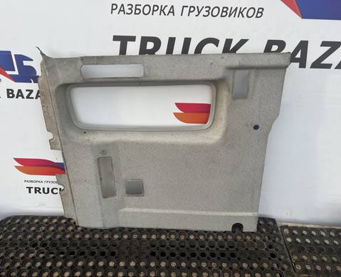 81625716025 Обшивка боковой стенки L