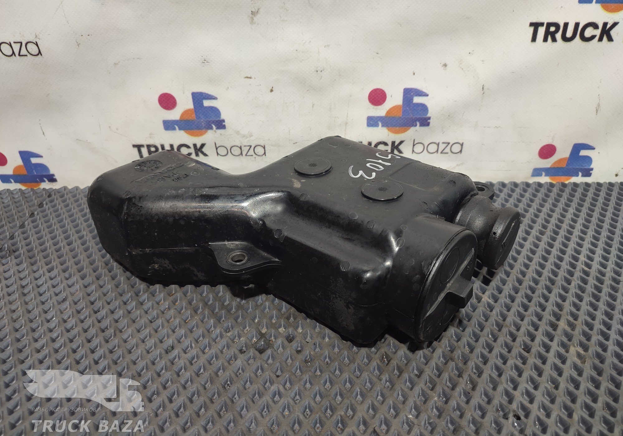 1894289 Бачок ГУРа