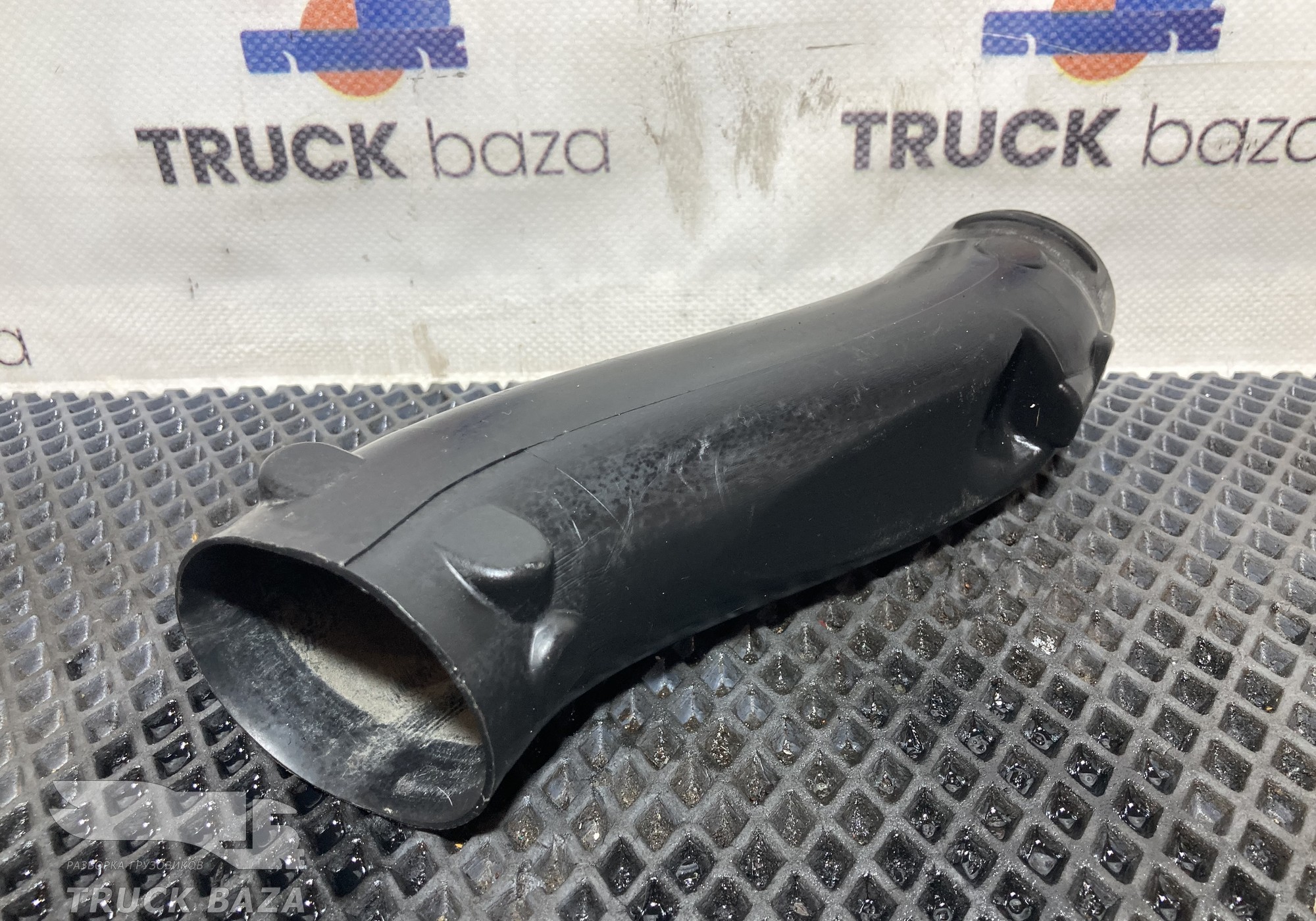 81619500392 Воздуховод отопителя для Man TGL
