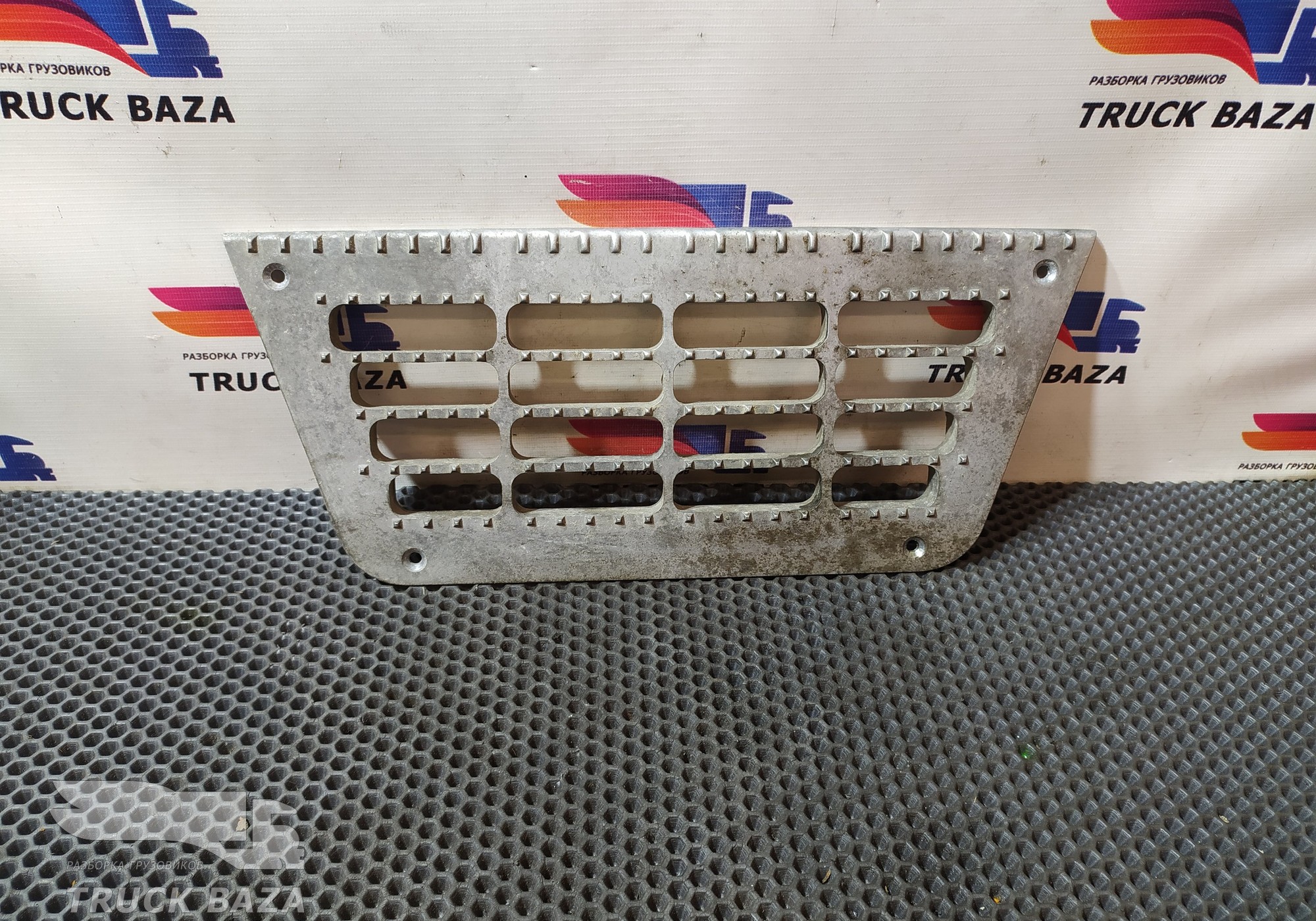0673144 Площадка подножки для Daf 95XF