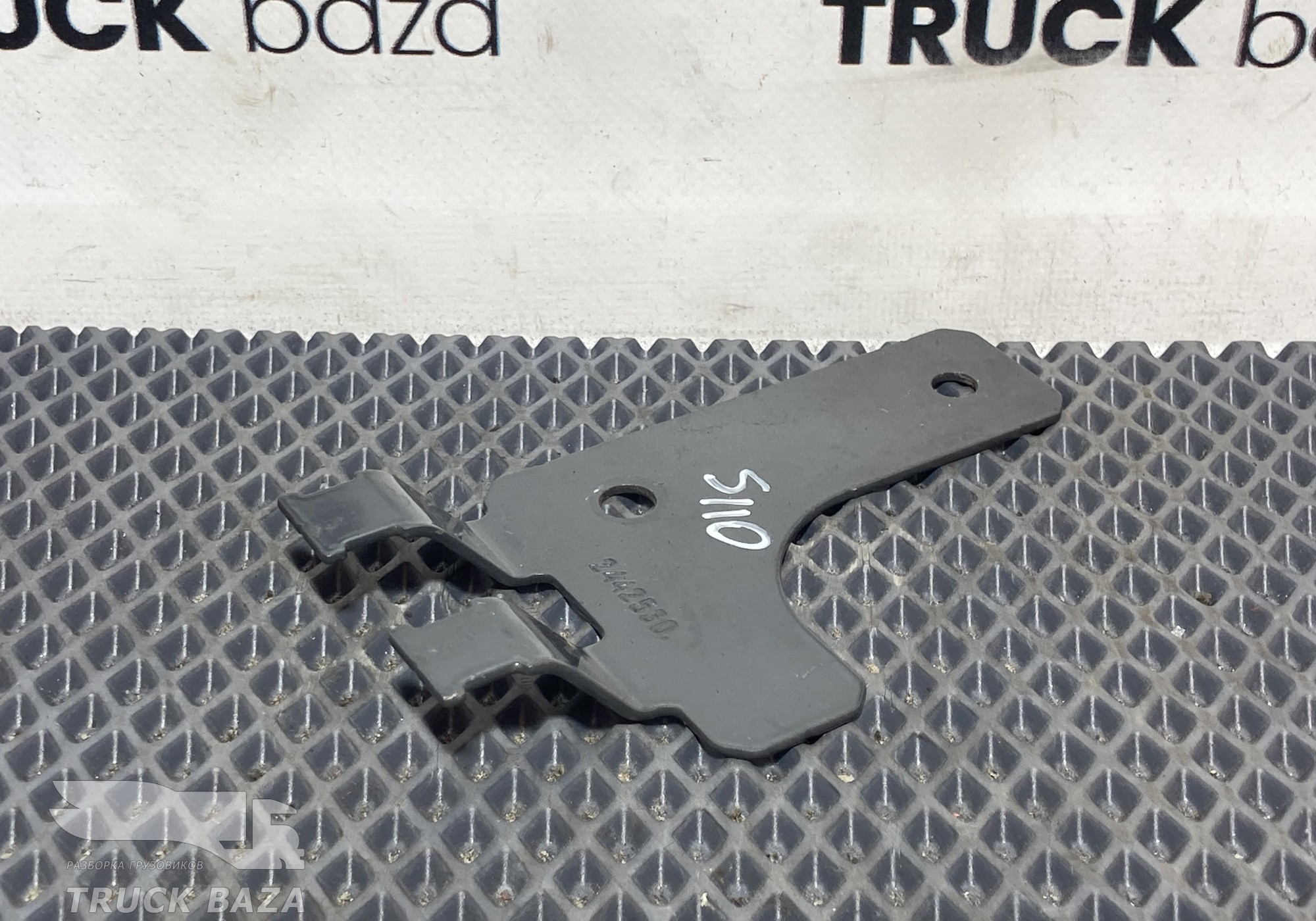 2442530 Кронштейн центральной электропанели для Scania 6-series G (с 2016)