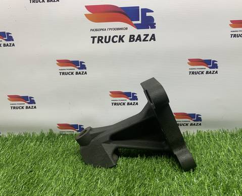 1929555 Кронштейн двигателя передний правый для Daf XF106 (с 2012)