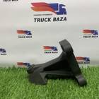 1929555 Кронштейн двигателя передний правый для Daf XF106 (с 2012)