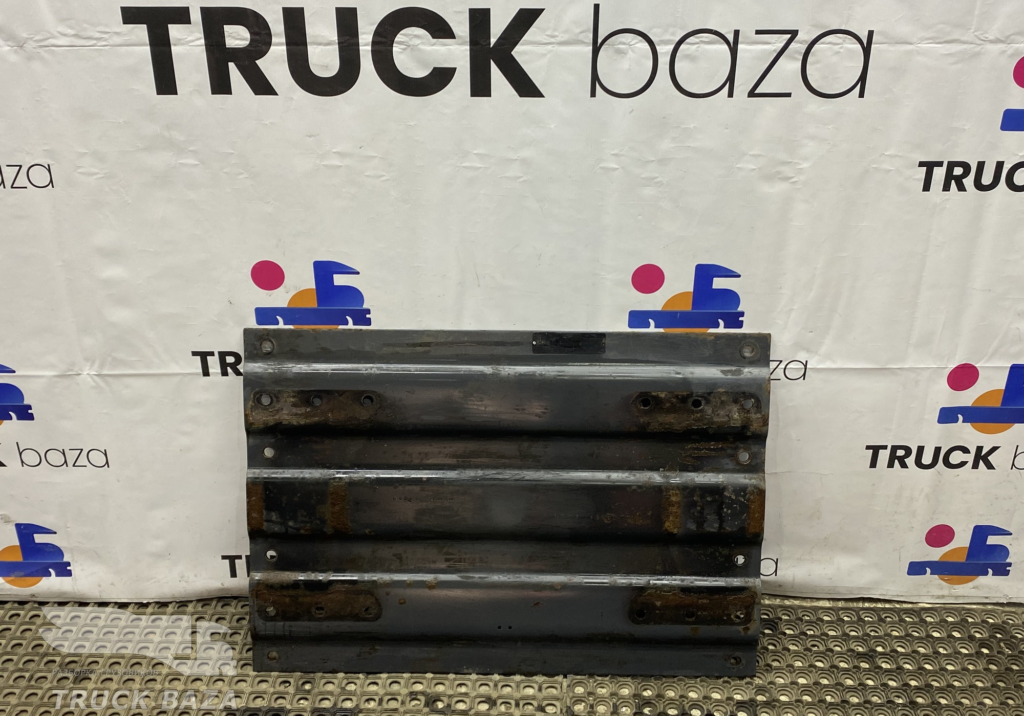 2061803 Плита седла JOST 30mm