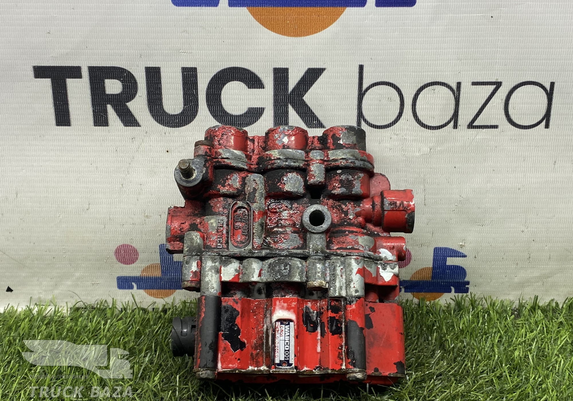 81259026145 Кран уровня пола главный