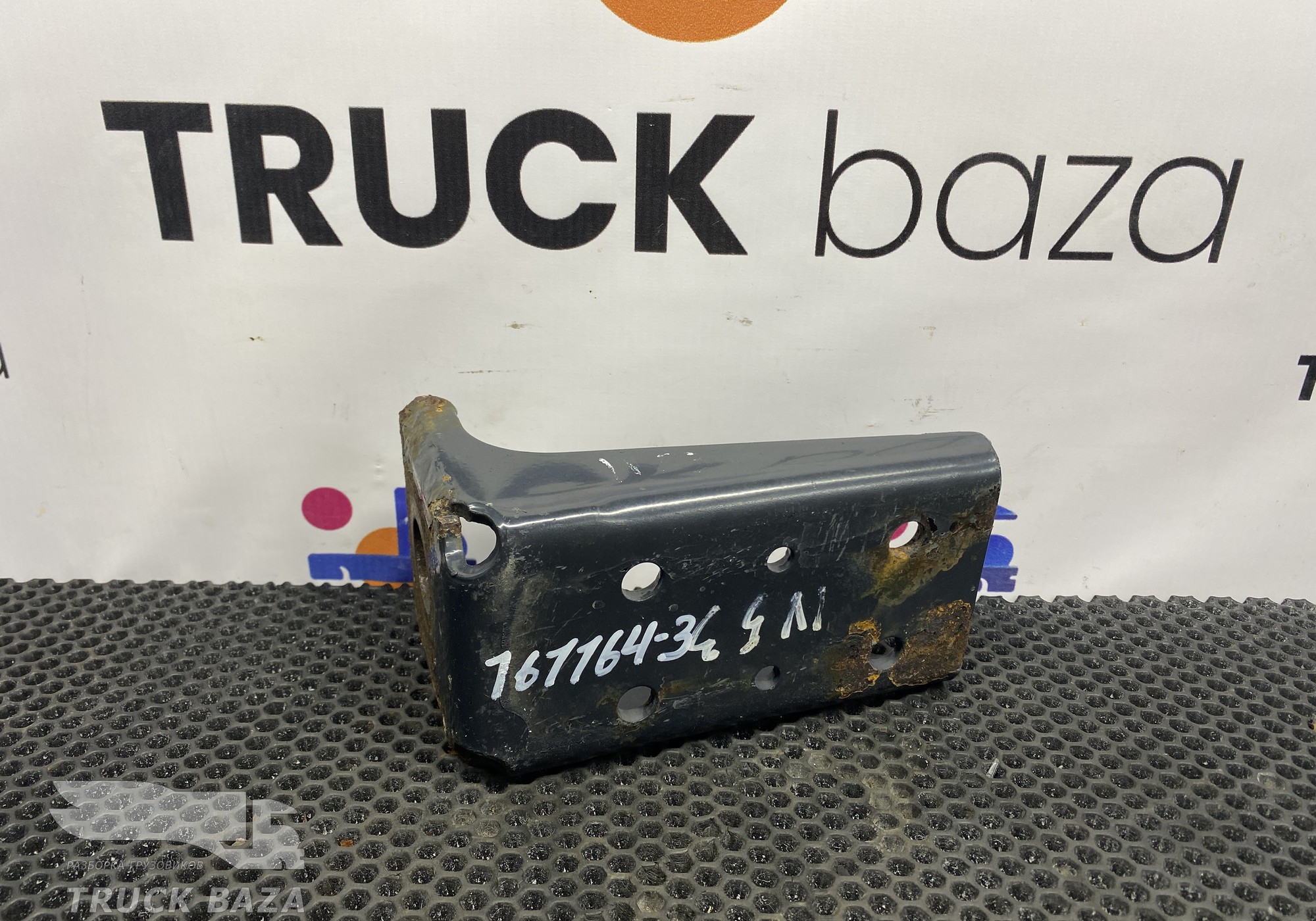 41271903 Кронштейн амортизатора переднего для Iveco