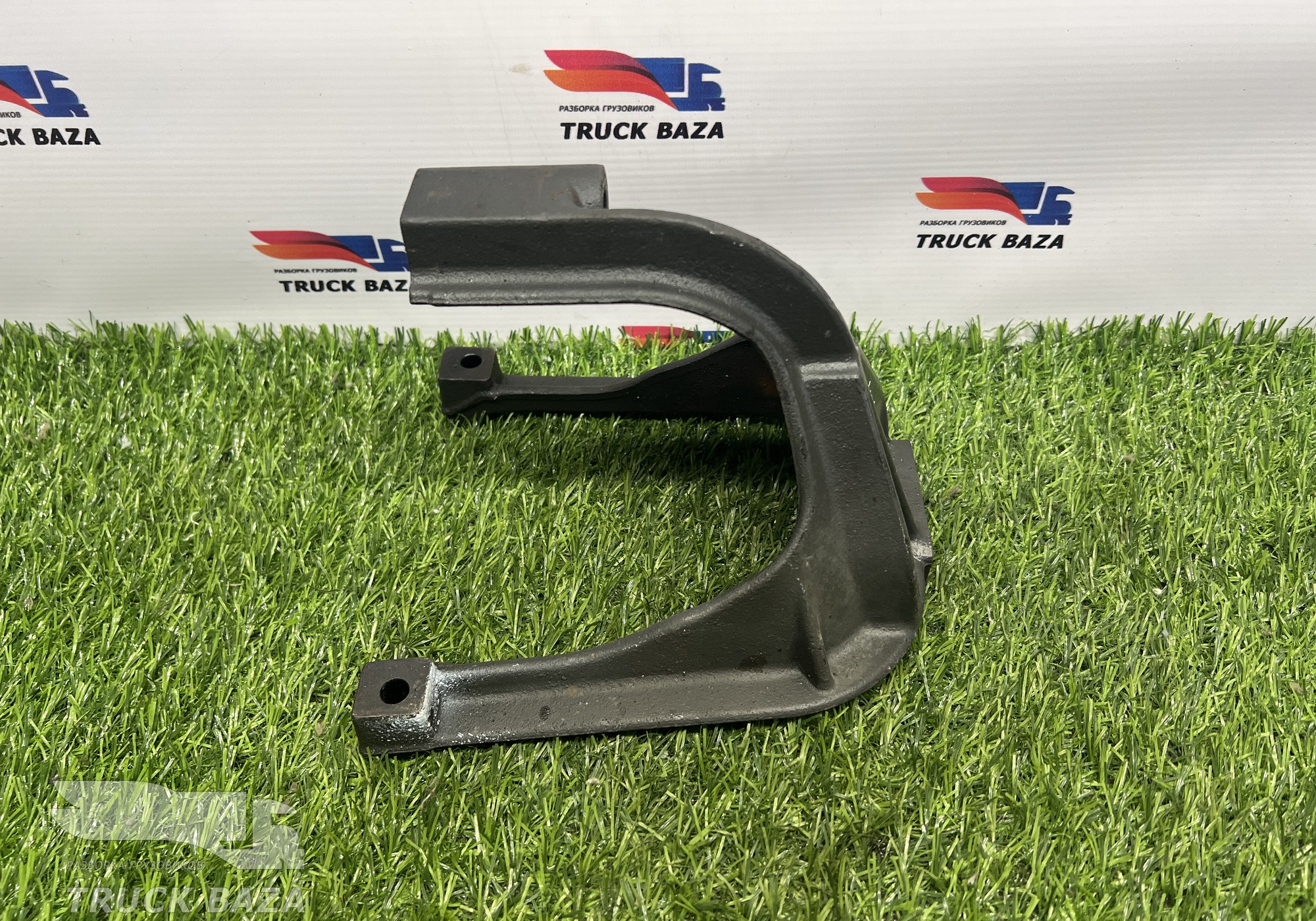 2140315 Кронштейн двигателя для Daf XF106 (с 2012)