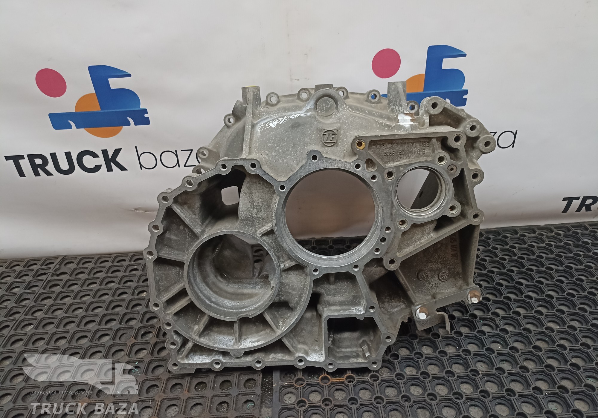 6085401182 Корпус КПП задняя часть для Man TGS II (с 2012)