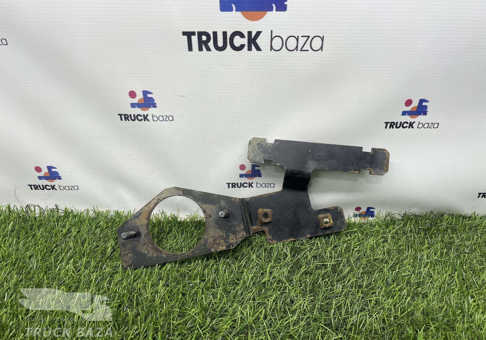 A9305404740 Кронштейн проводки для Mercedes-Benz Actros MP3 (с 2008)