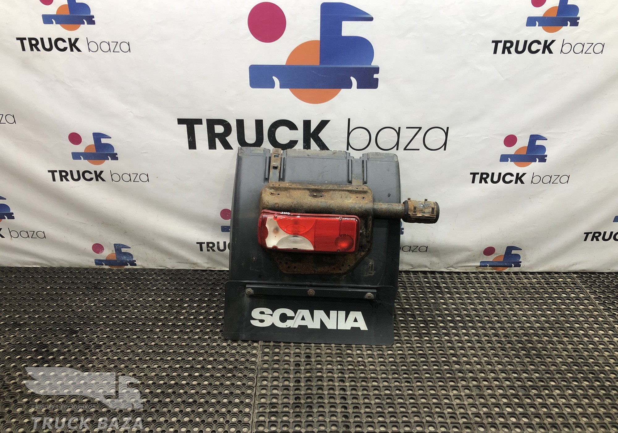 1357599 Крыло заднее левое задняя часть