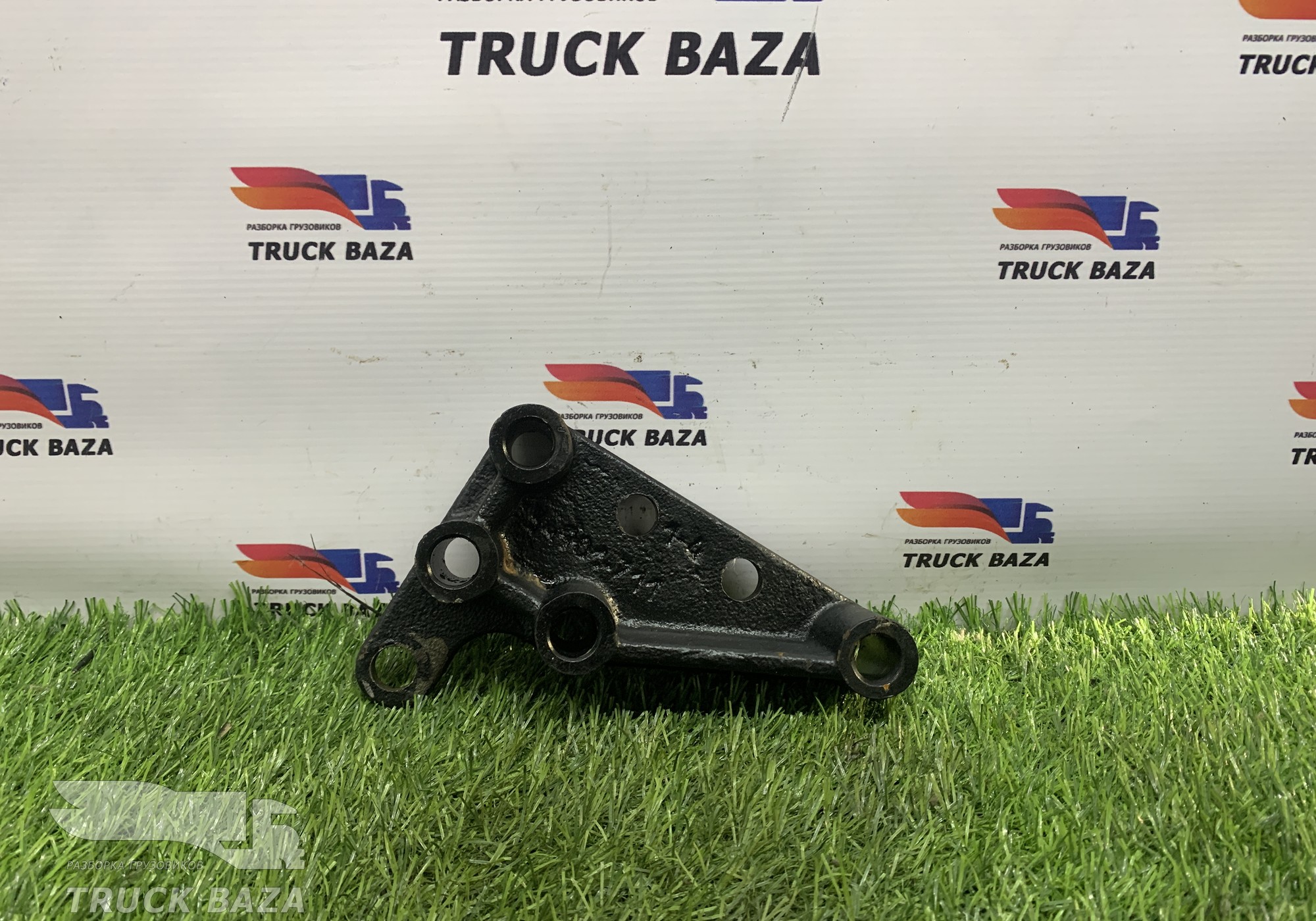 549011208711 Кронштейн глушителя для КАМАЗ 54901