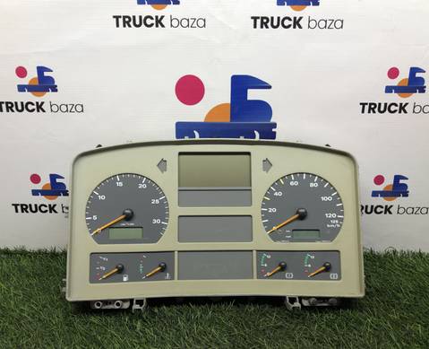 81272026125 Панель приборов