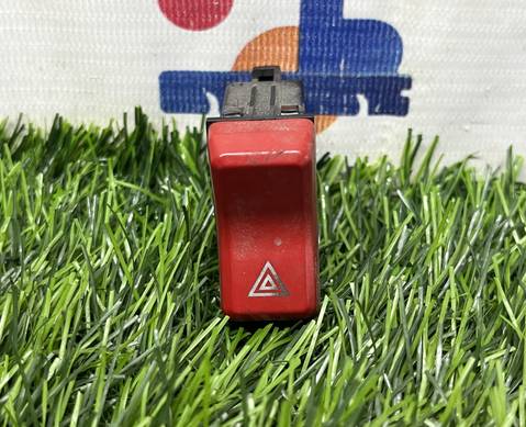 812W255036001 Кнопка аварийной сигнализации для Sinotruk Sitrak C7H