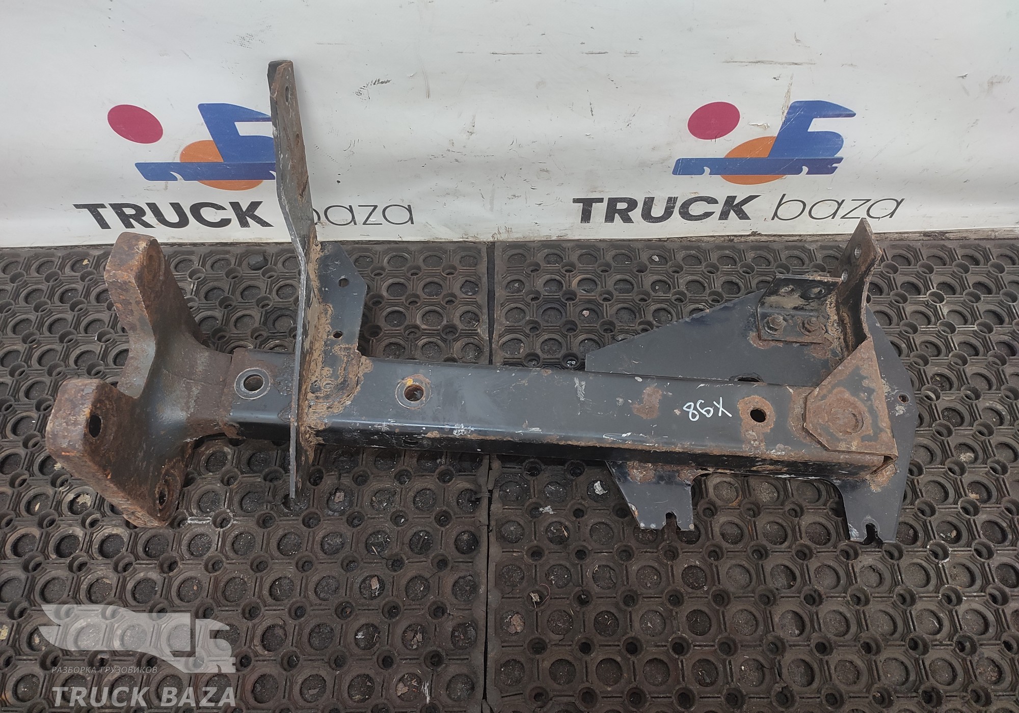 1697359 Кронштейн аккумуляторного ящика для Daf XF105 (с 2005)