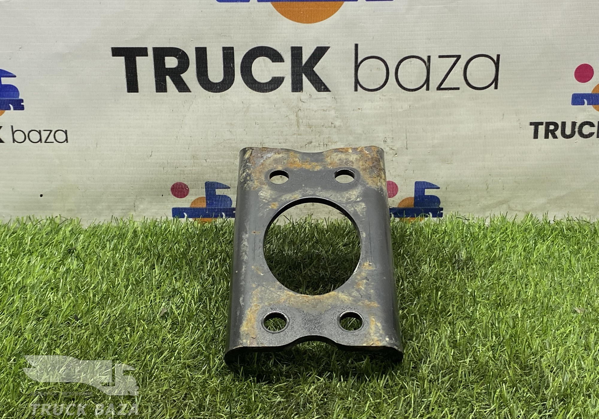 81437400195 Кронштейн амортизатора переднего