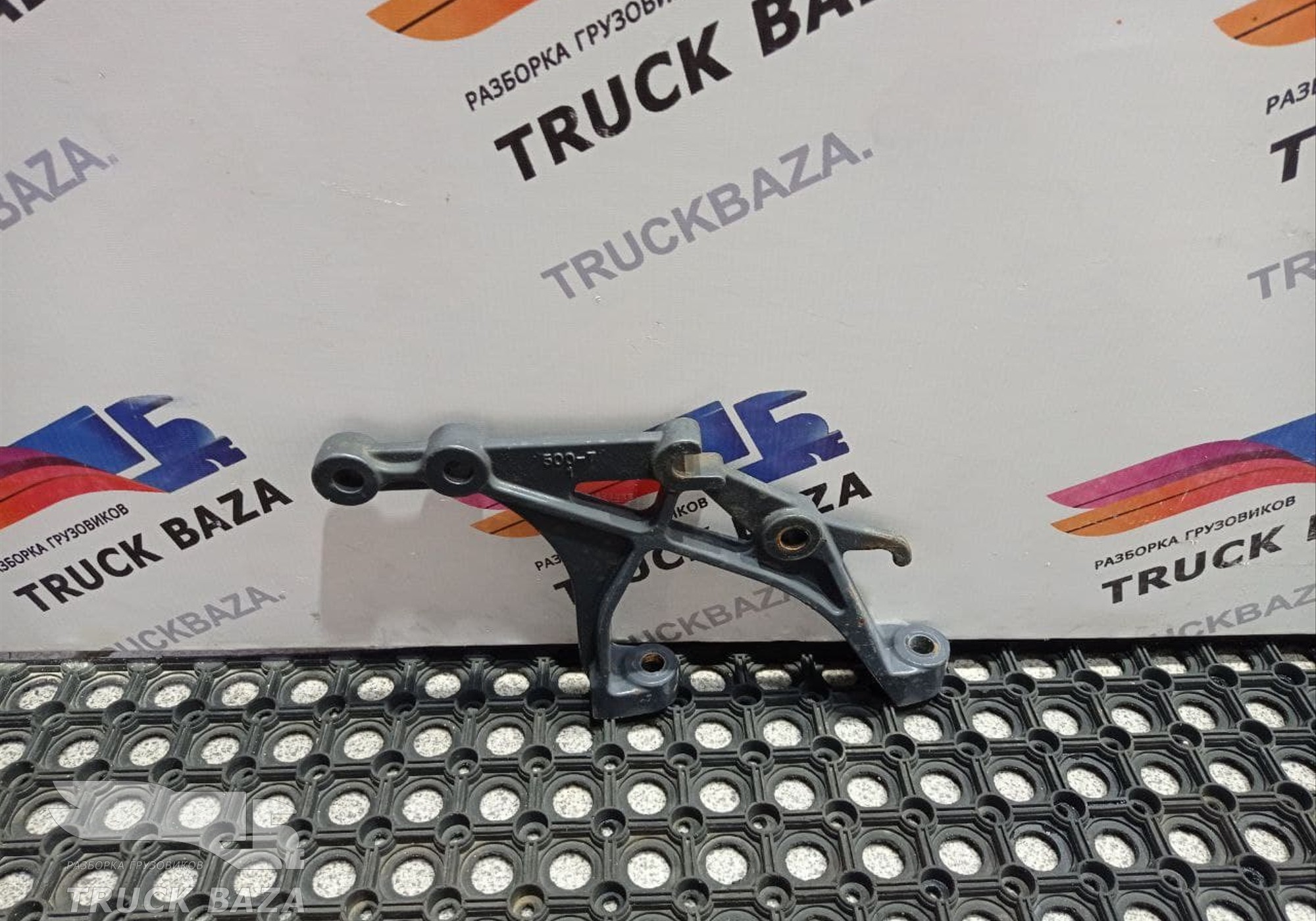 1477482 Кронштейн корпуса воздушного фильтра