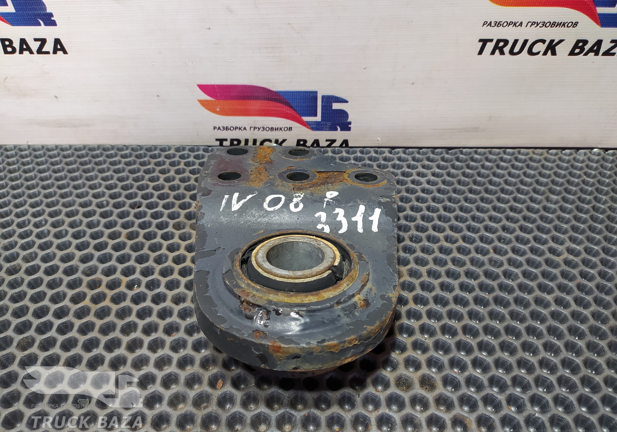 41012501 Кронштейн стойки заднего стабилизатора для Iveco EuroStar