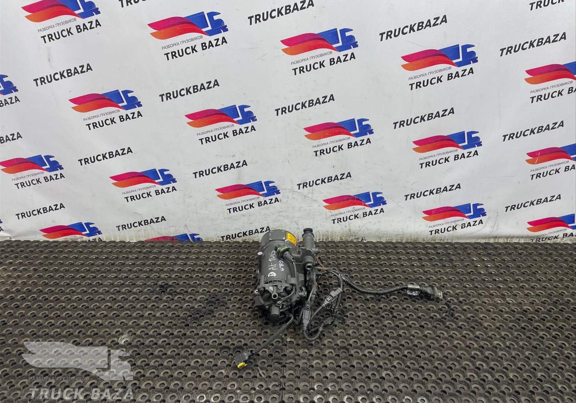 2133321 Корпус топливного фильтра для Daf XF106 (с 2012)