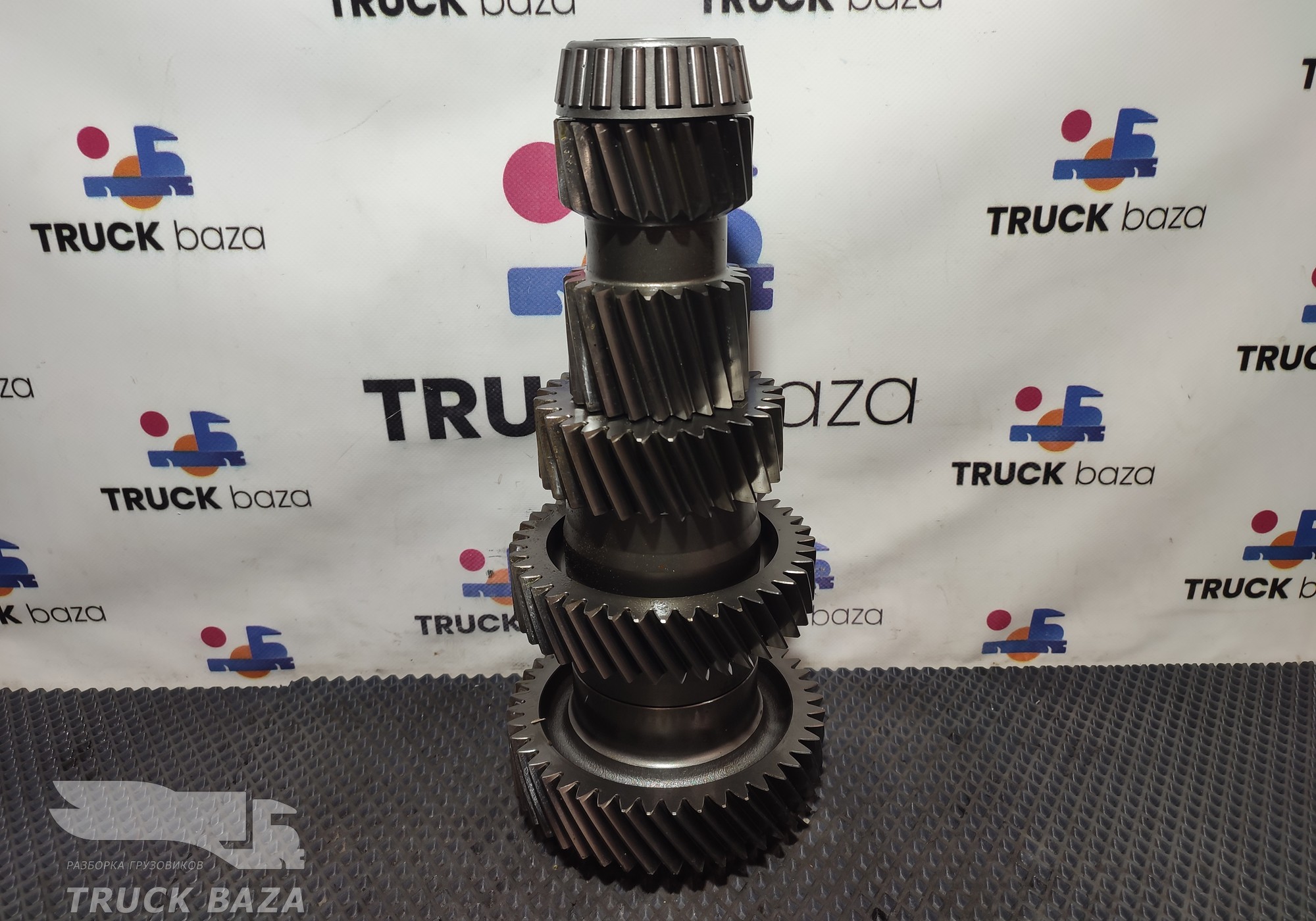 1358303230 Вал промежуточный КПП в сборе для Faw J7 (с 2018)