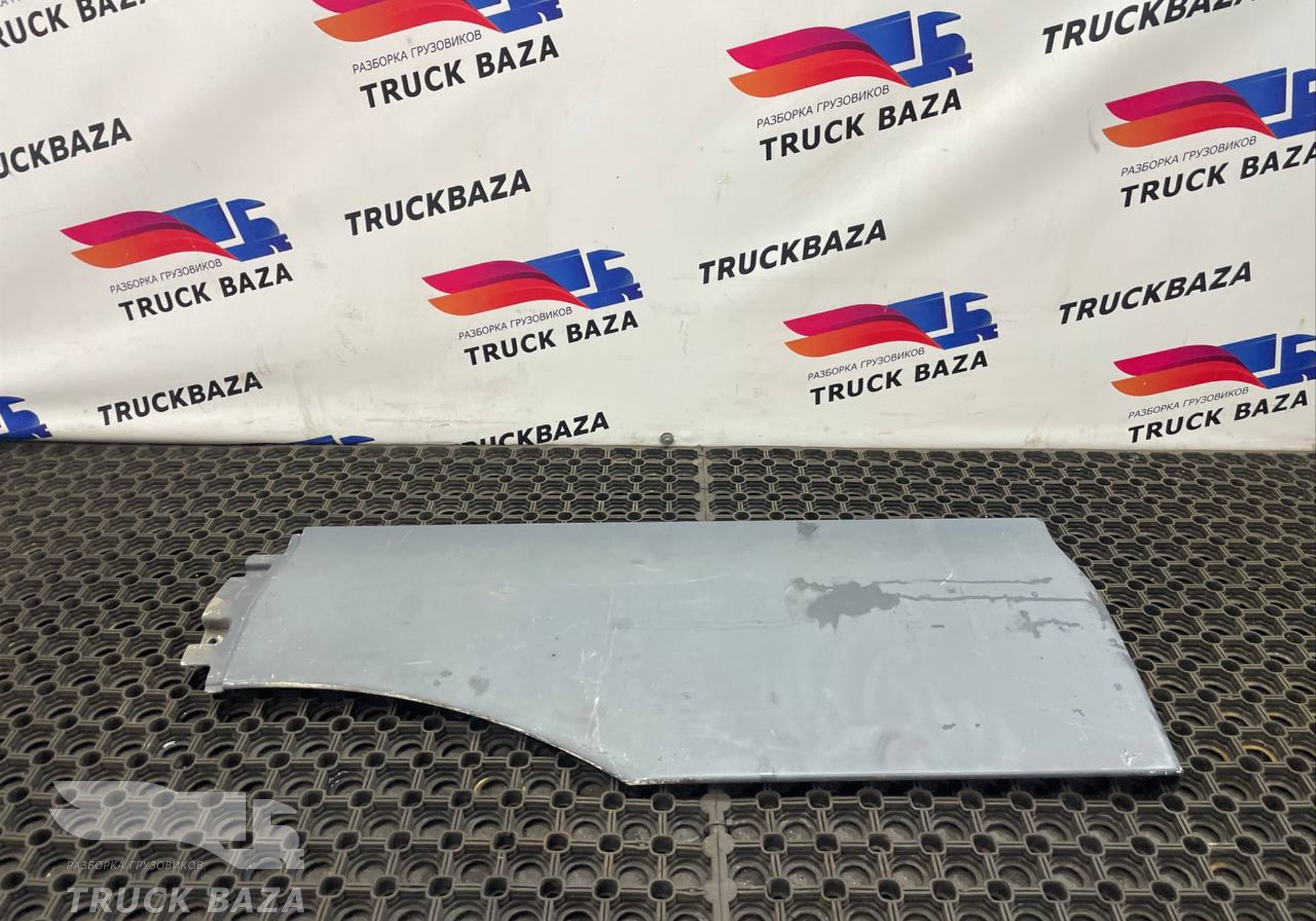 81615100409 Продолжение крыла левого для Man TGX II (с 2012)