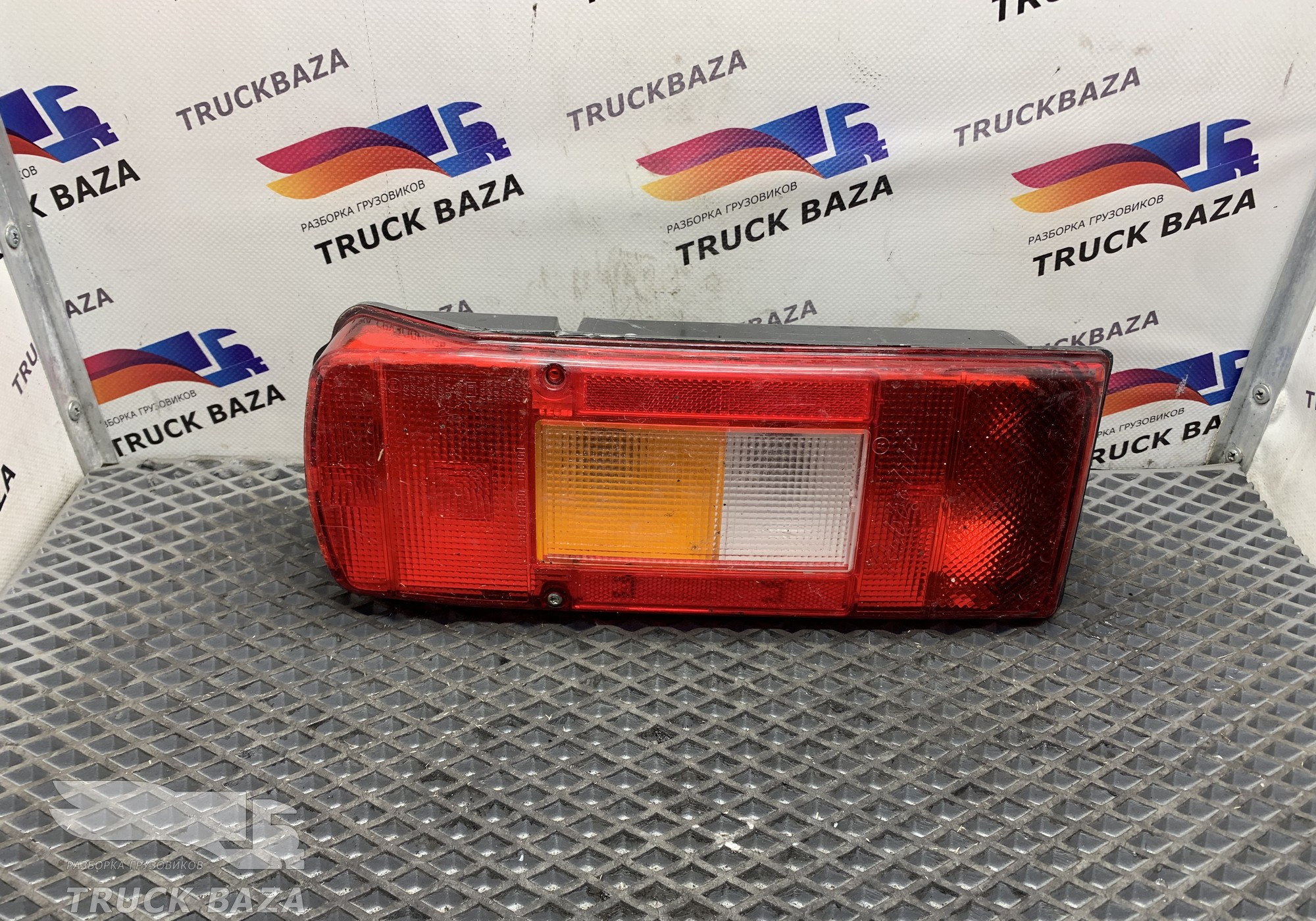 21761283 Фонарь задний правый для Volvo FM II (с 2002)