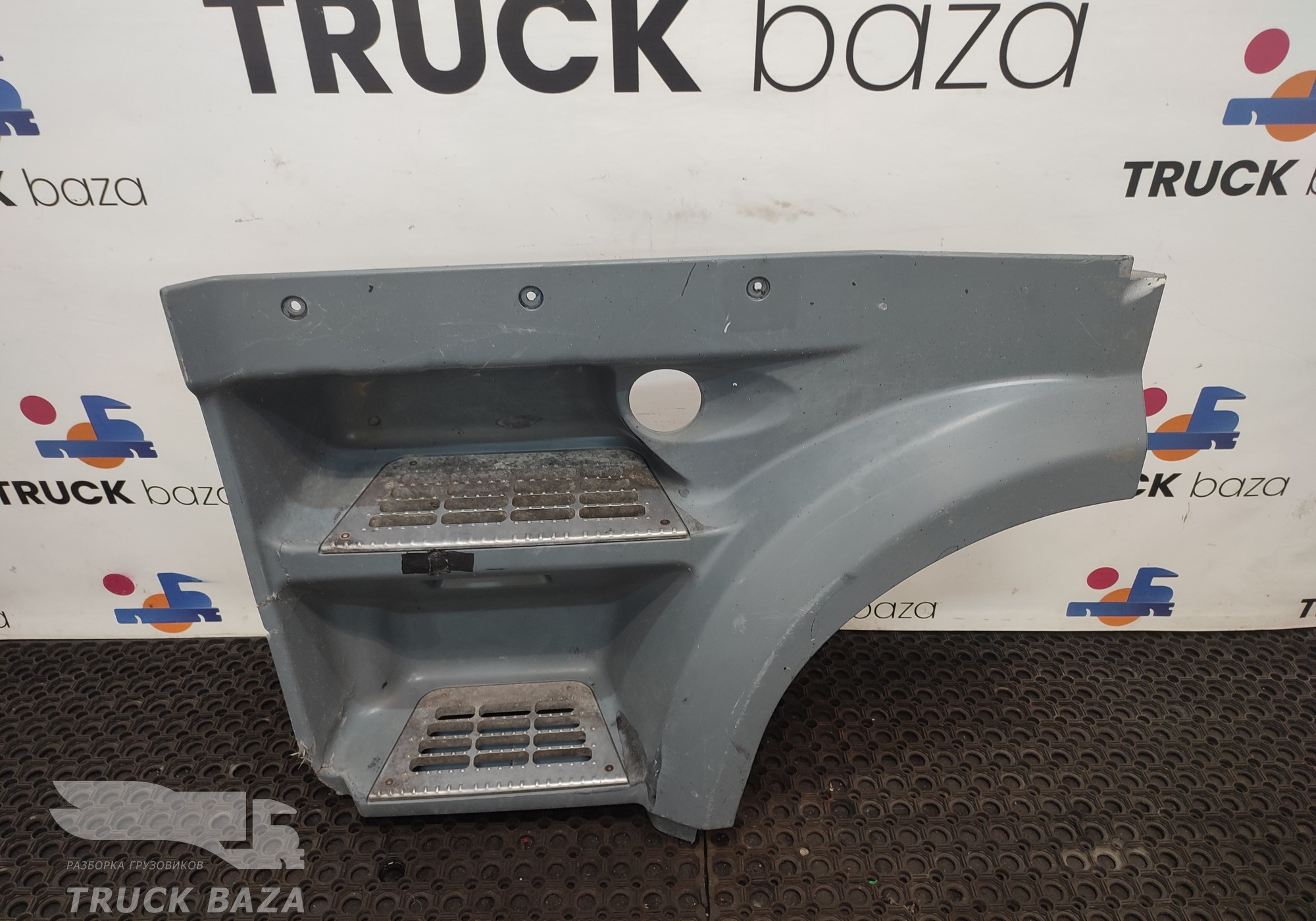 1656911 Корпус подножек левый для Daf XF95