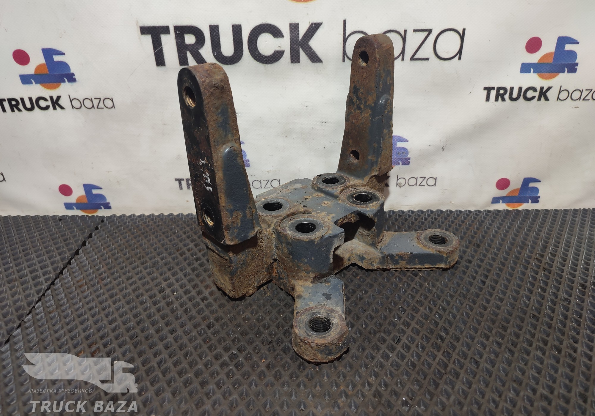 1309419 Кронштейн буксировочный для Daf XF105 (с 2005)