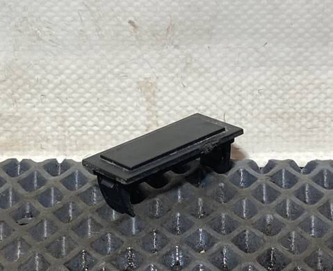 812W255036101 Заглушка кнопки для Sinotruk Sitrak C7H