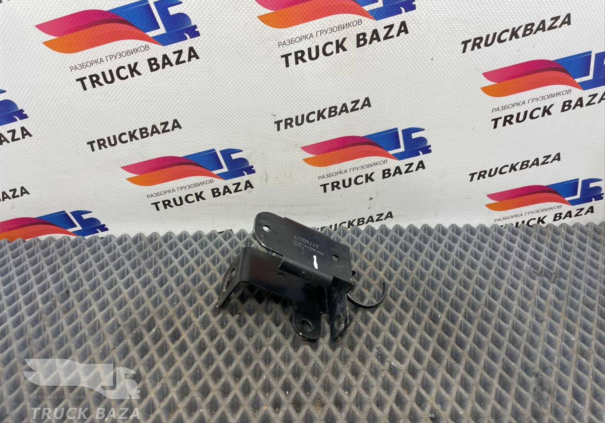 JC4614A206 Кронштейн электропроводки фонаря для Ford F-MAX (с 2018)