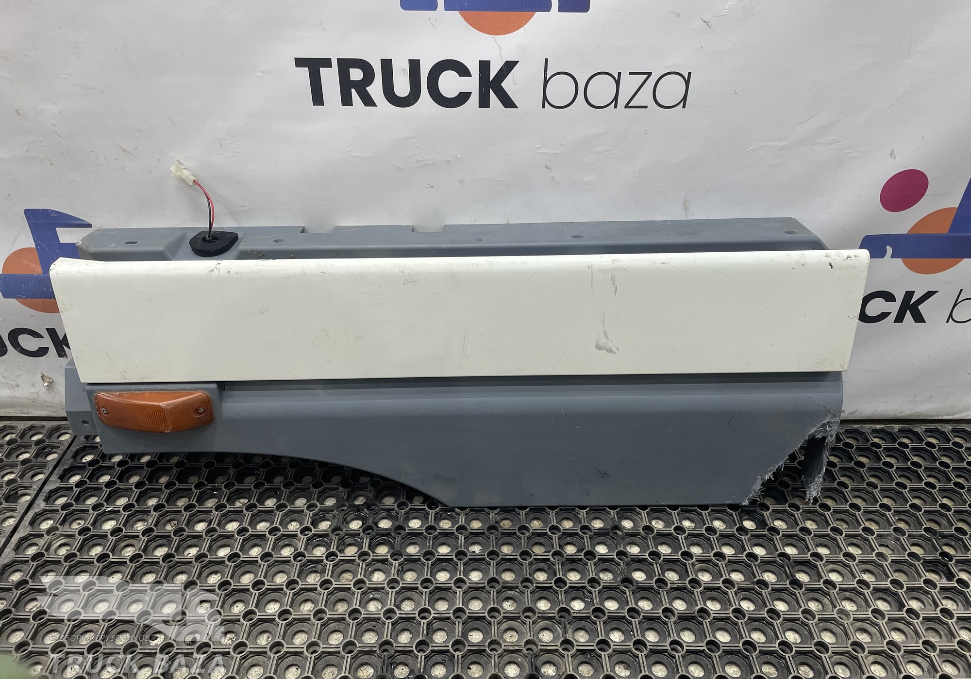 1855610 Продолжение крыла левого