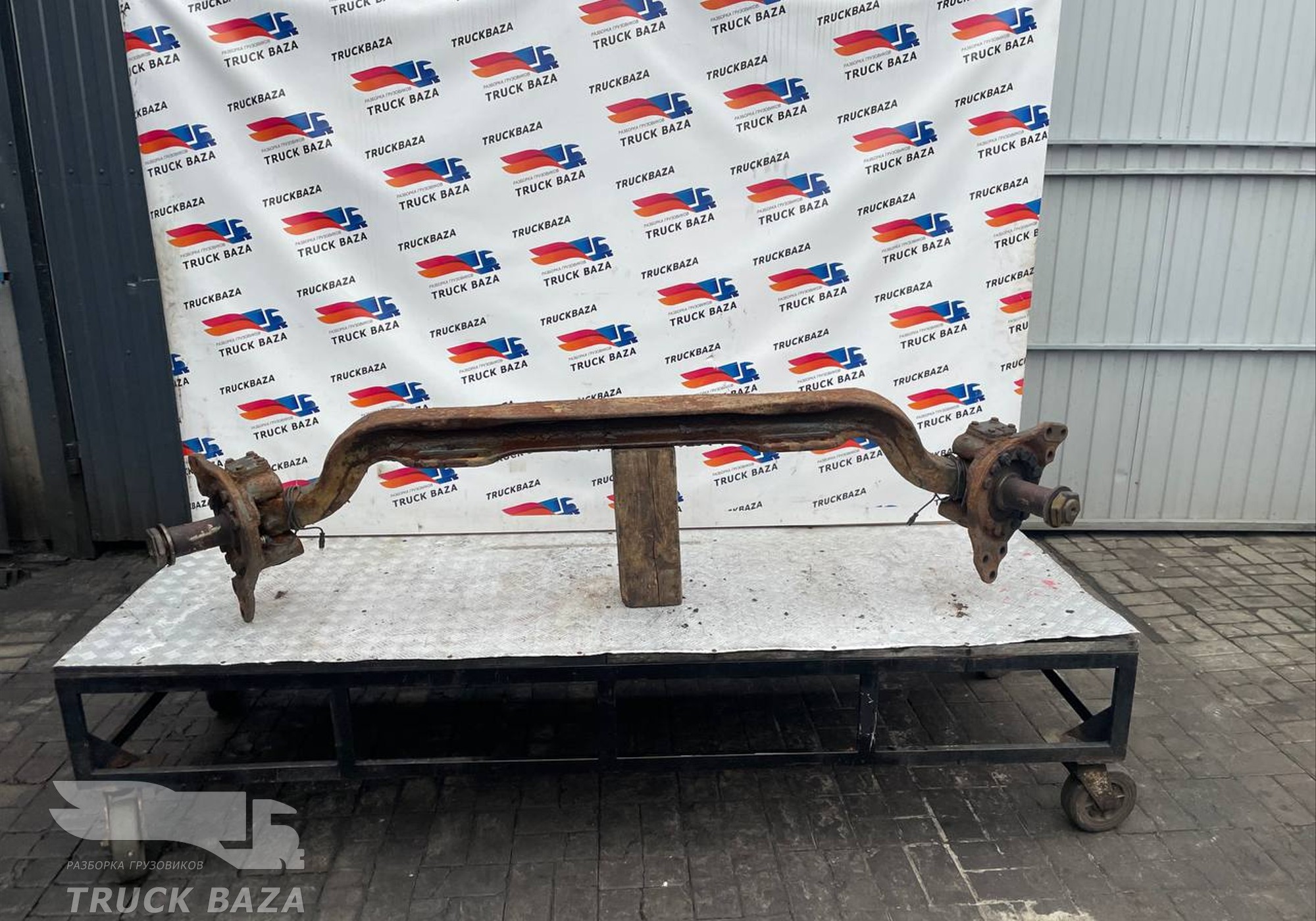 7920964 Балка передняя в сборе для Iveco Stralis I (с 2002)