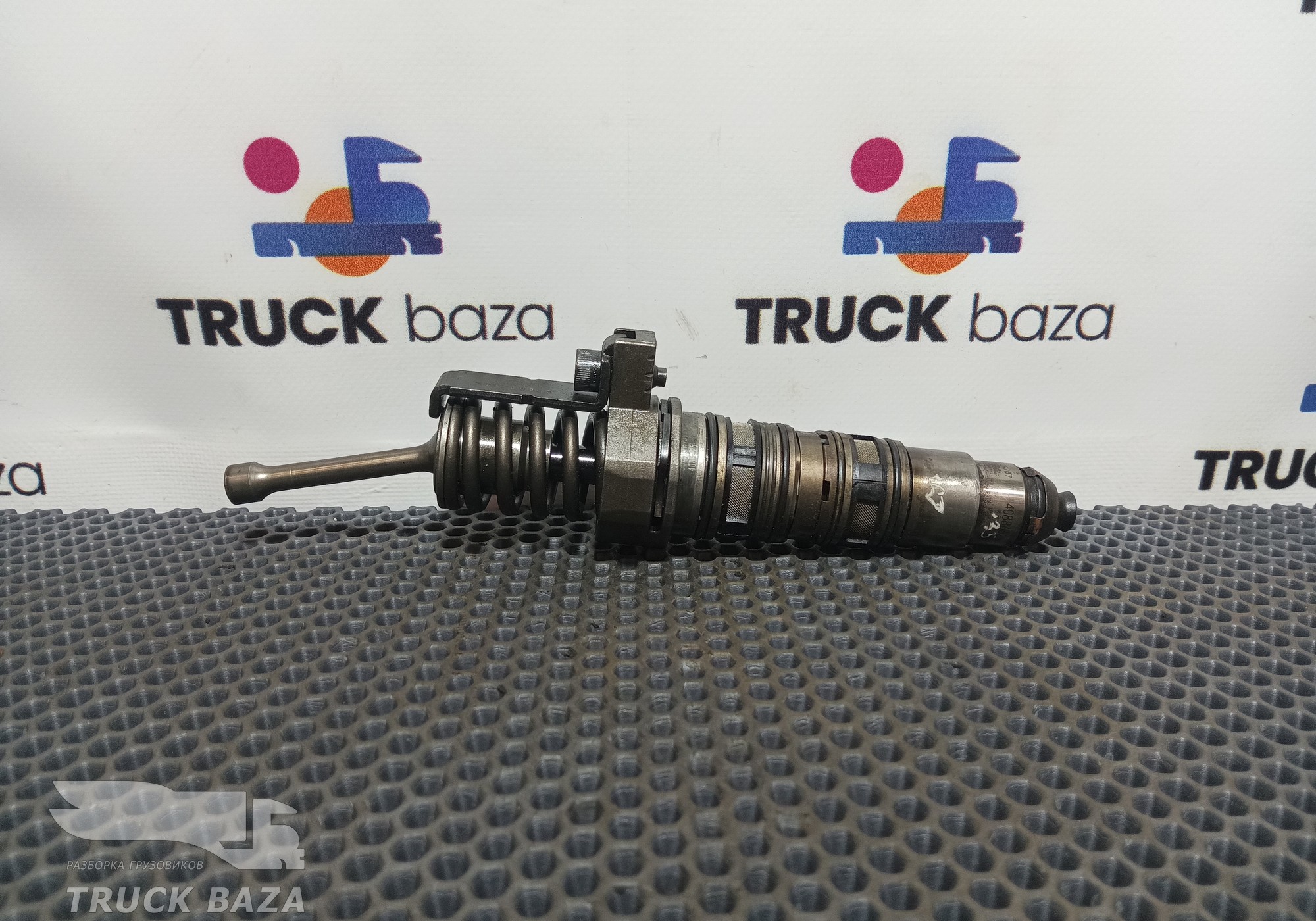 4088665 Форсунка топливная Cummins для Volvo VNL