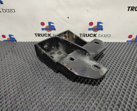 81416145001 Кронштейн усилителя переднего бампера для Man TGX II (с 2012)