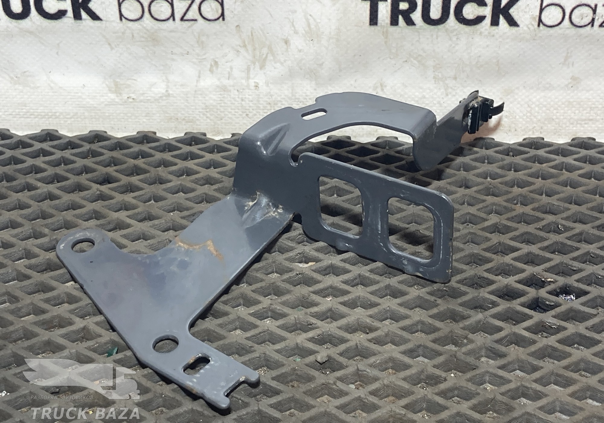 21367172 Кронштейн проводки для Volvo FH 4 (с 2012)