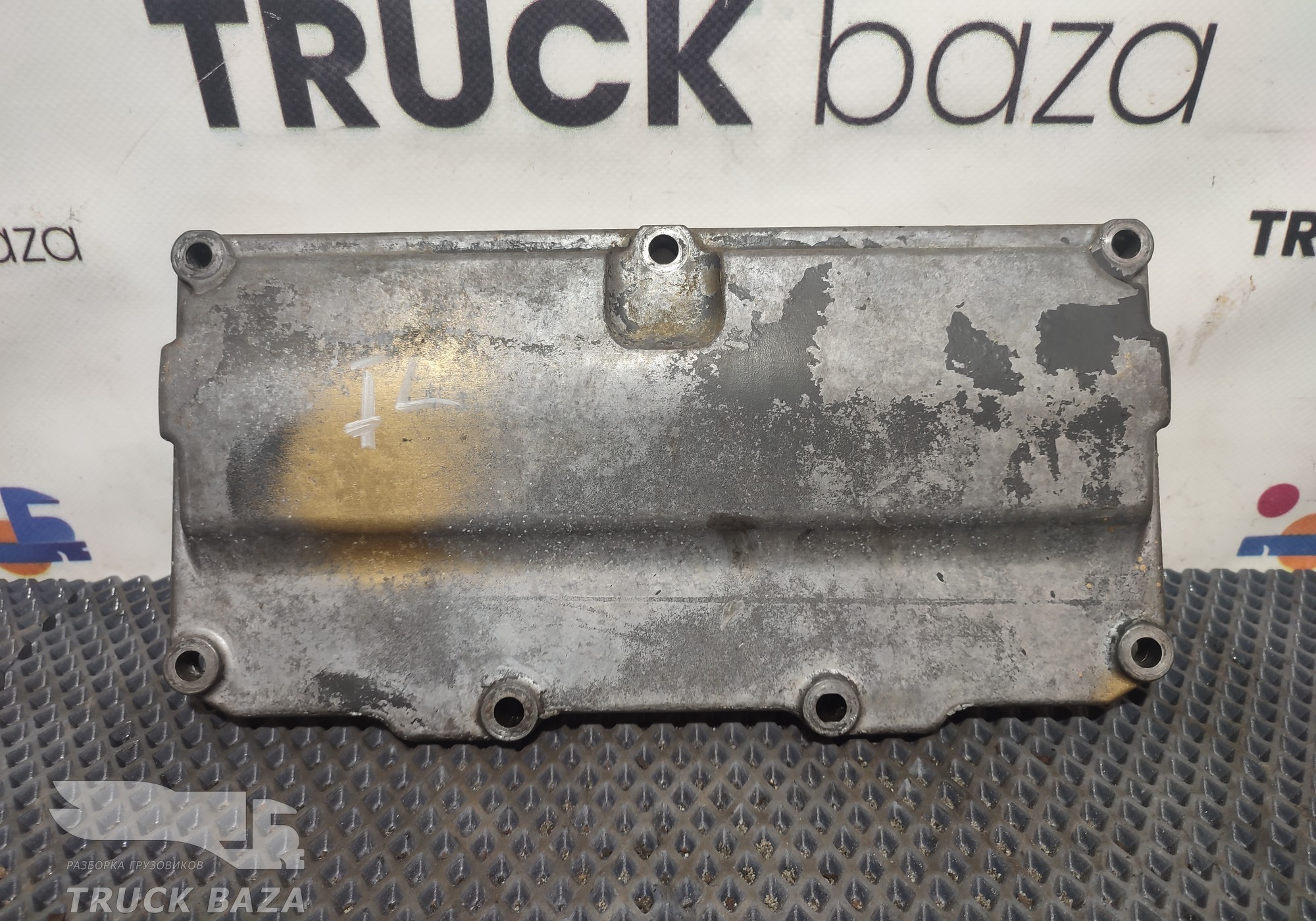 1835795 Крышка блока цилиндров