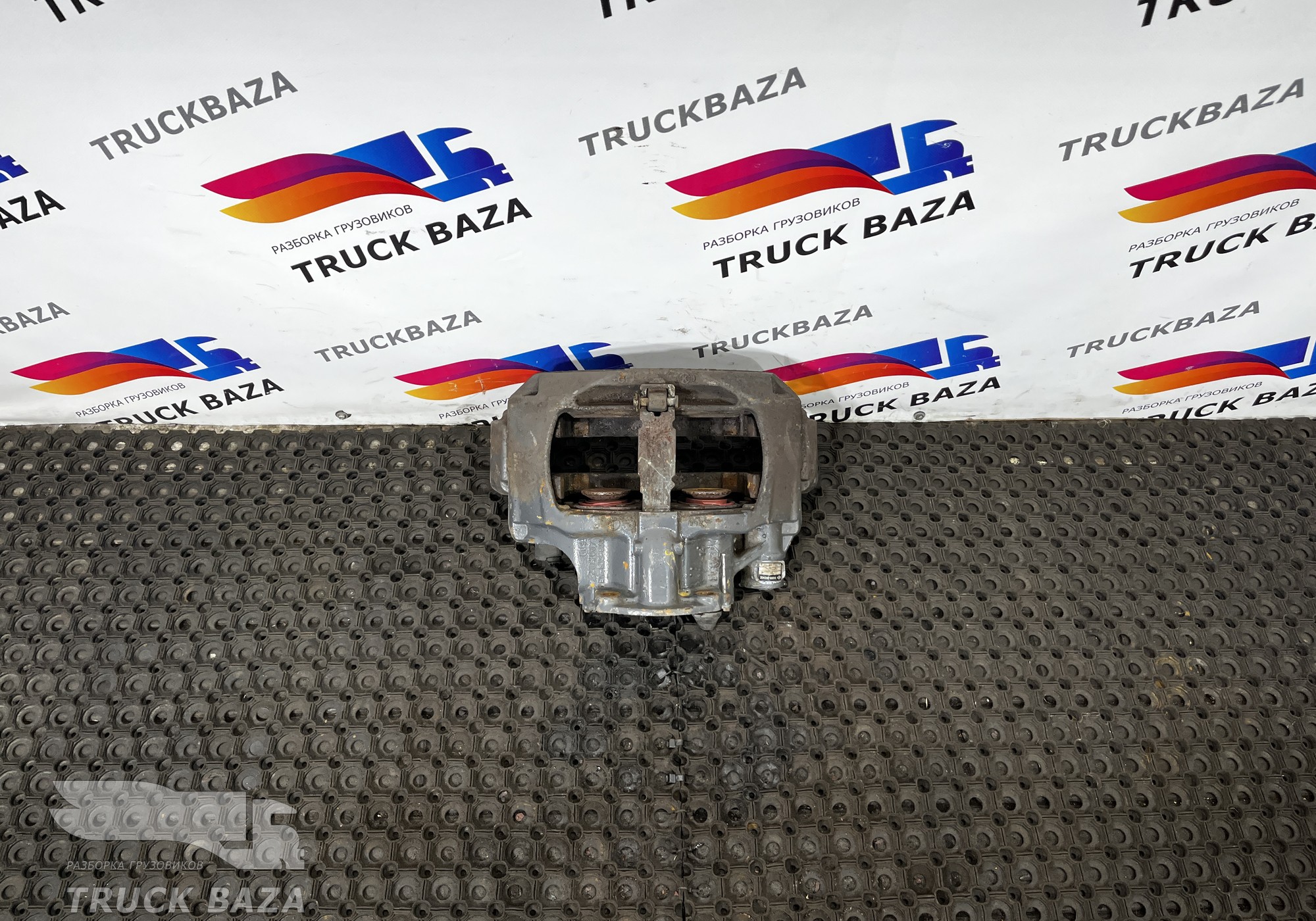 1862290 Суппорт передний правый/задний левый для Daf XF105