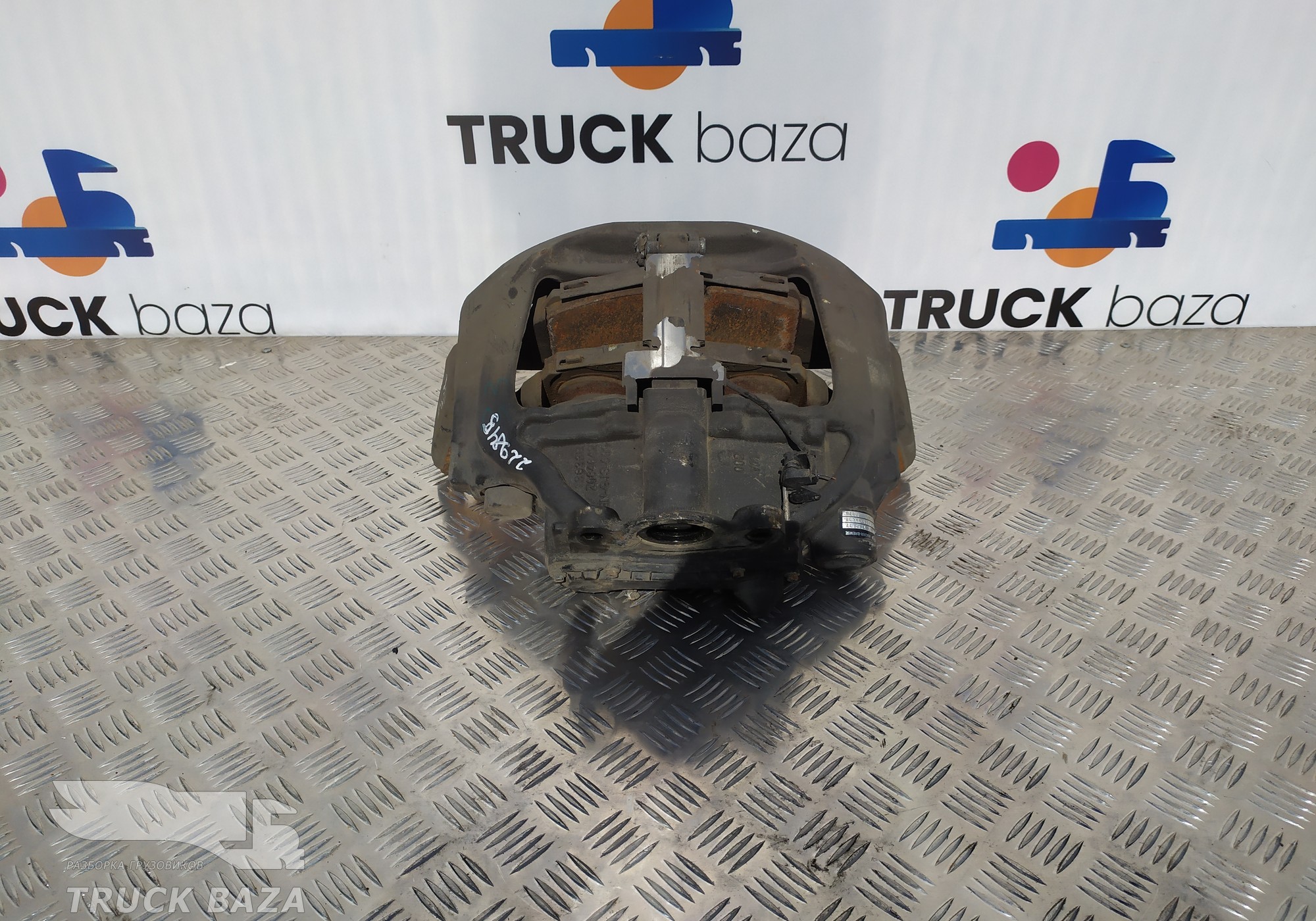 Суппорт задний правый для DongFeng GX DFH4180