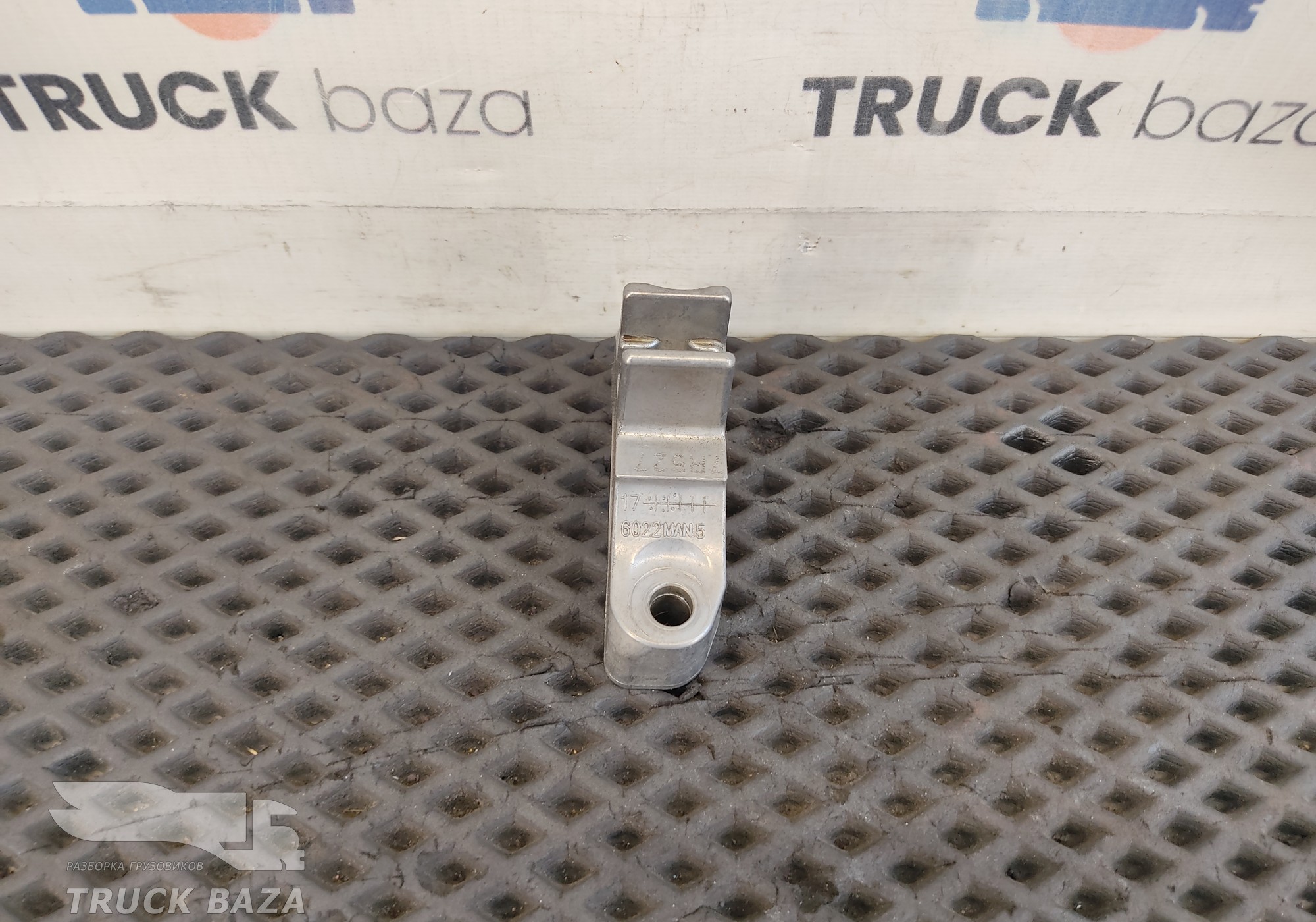 51031056022 Бугель распредвала для Man TGX II (с 2012)