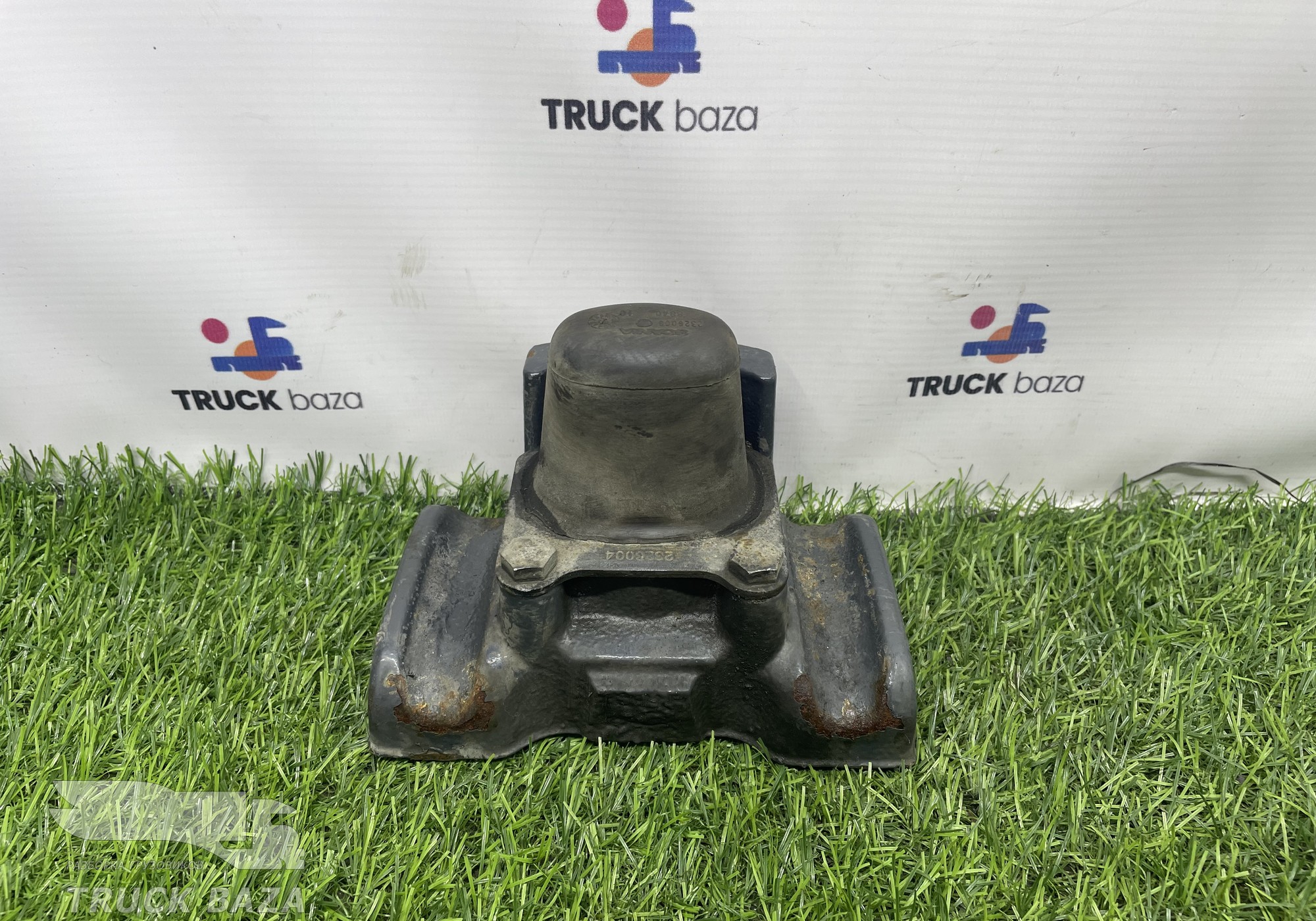 2326006 Проставка передней рессоры